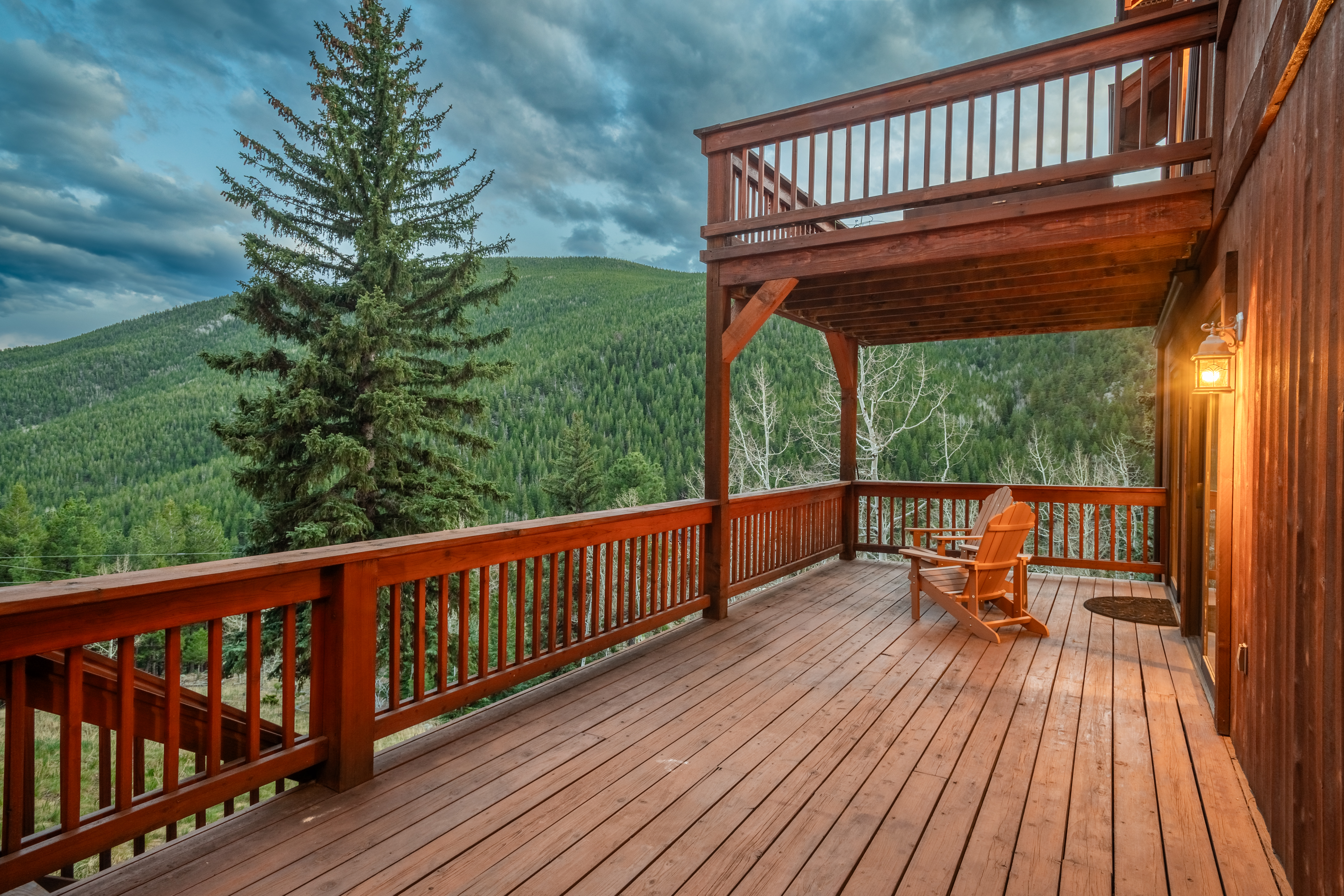  Main-Level Living in 2005-Built Timber Frame on Gentle 3.75 Acre Lot - 物件實景