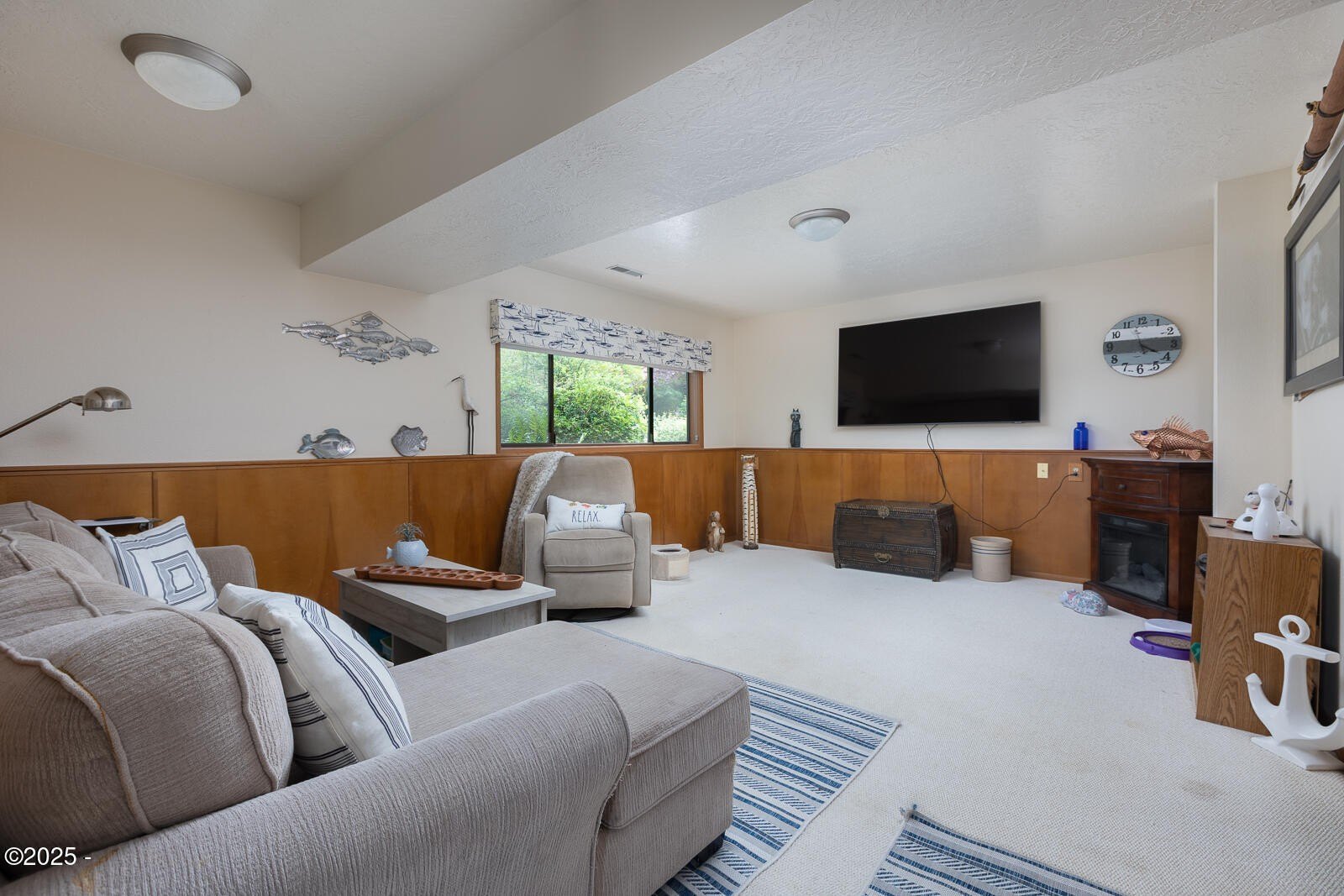 Lincoln City, Oregon, 97367, United States, 2 Bedrooms Bedrooms, ,Residential,For Sale,1950002