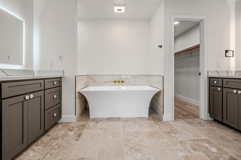 Caddo Mills, Texas, 75135, United States, 4 Bedrooms Bedrooms, ,2 BathroomsBathrooms,Residential,For Sale,1992163