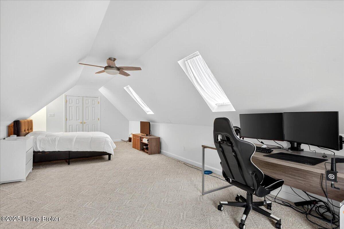 Louisville, Kentucky, 40214, United States, 4 Bedrooms Bedrooms, ,4 BathroomsBathrooms,Residential,For Sale,1911574