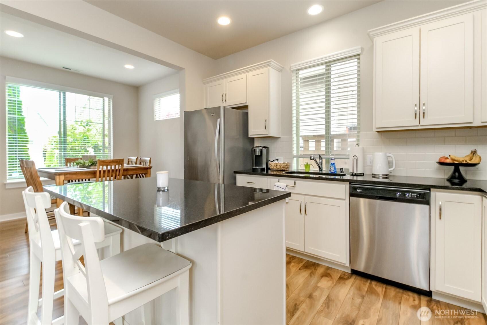 OLYMPIA, Washington, 98502, United States, 3 Bedrooms Bedrooms, ,3 BathroomsBathrooms,Residential,For Sale,1874545