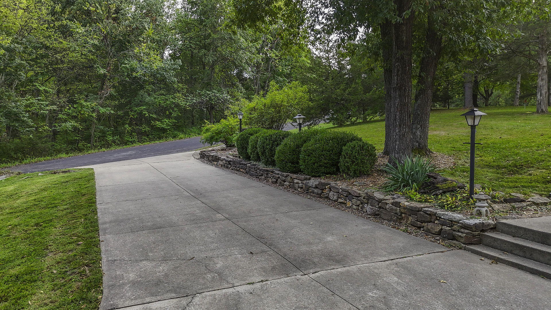 COLUMBIA, Missouri, 65203, United States, 5 Bedrooms Bedrooms, ,3 BathroomsBathrooms,Residential,For Sale,1975322