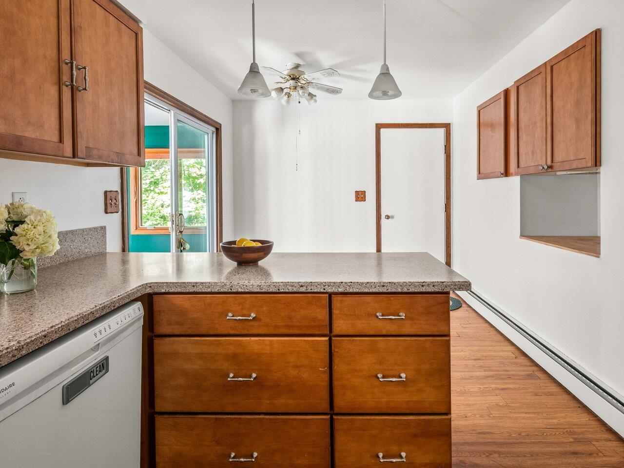 Essex, Vermont, 05452, United States, 4 Bedrooms Bedrooms, ,2 BathroomsBathrooms,Residential,For Sale,1927530