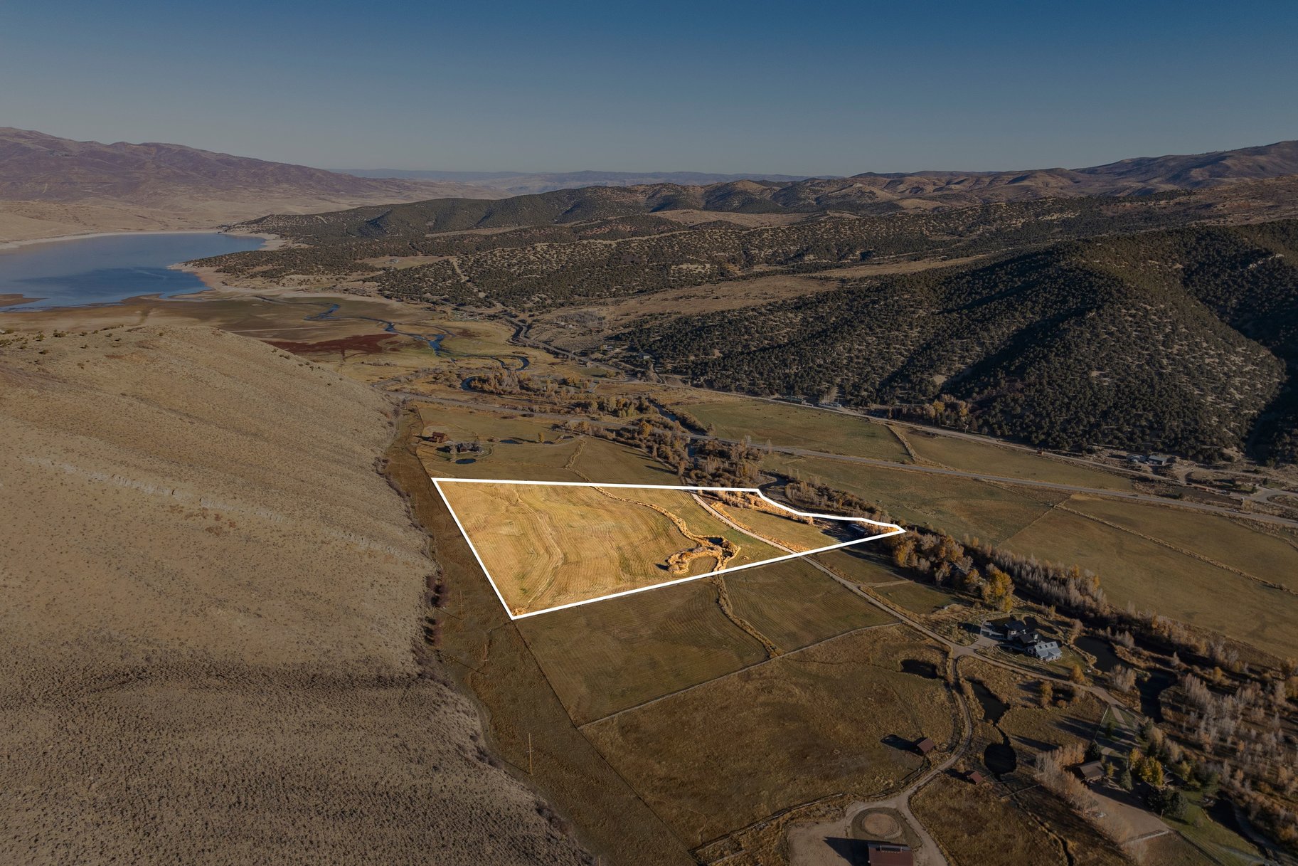  21.85 Acres of Riverfront Land in River Valley Ranch - 物件實景