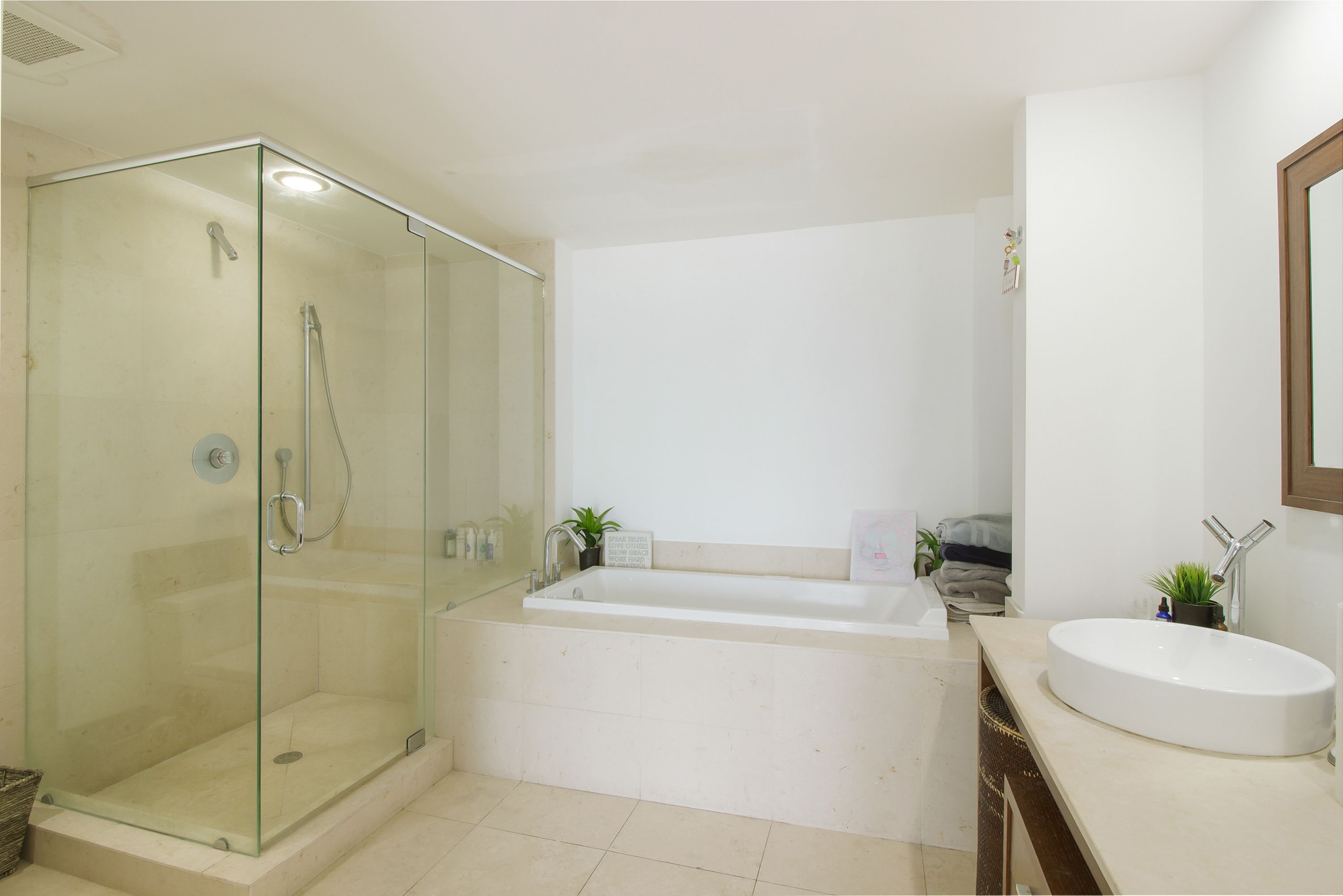  495 Brickell Ave, Miami, FL, 33131 - 物件實景