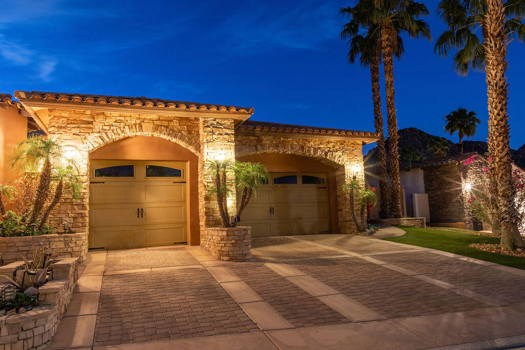 La Quinta, California, 92253, United States, 4 Bedrooms Bedrooms, ,4 BathroomsBathrooms,Residential,For Sale,1940947