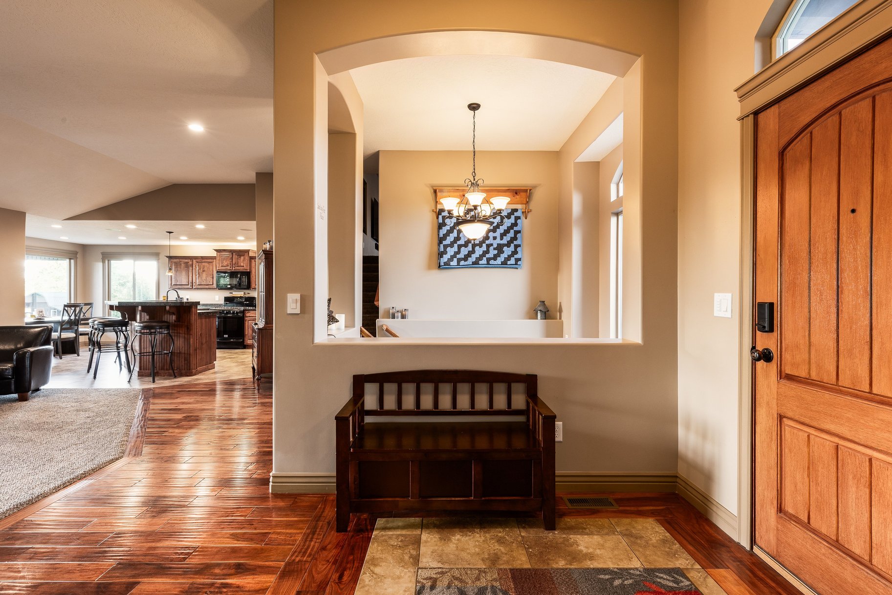  Luxury Custom Rambler on .86 Acre Park Like Setting and Extensive Mountain Views - 物件實景