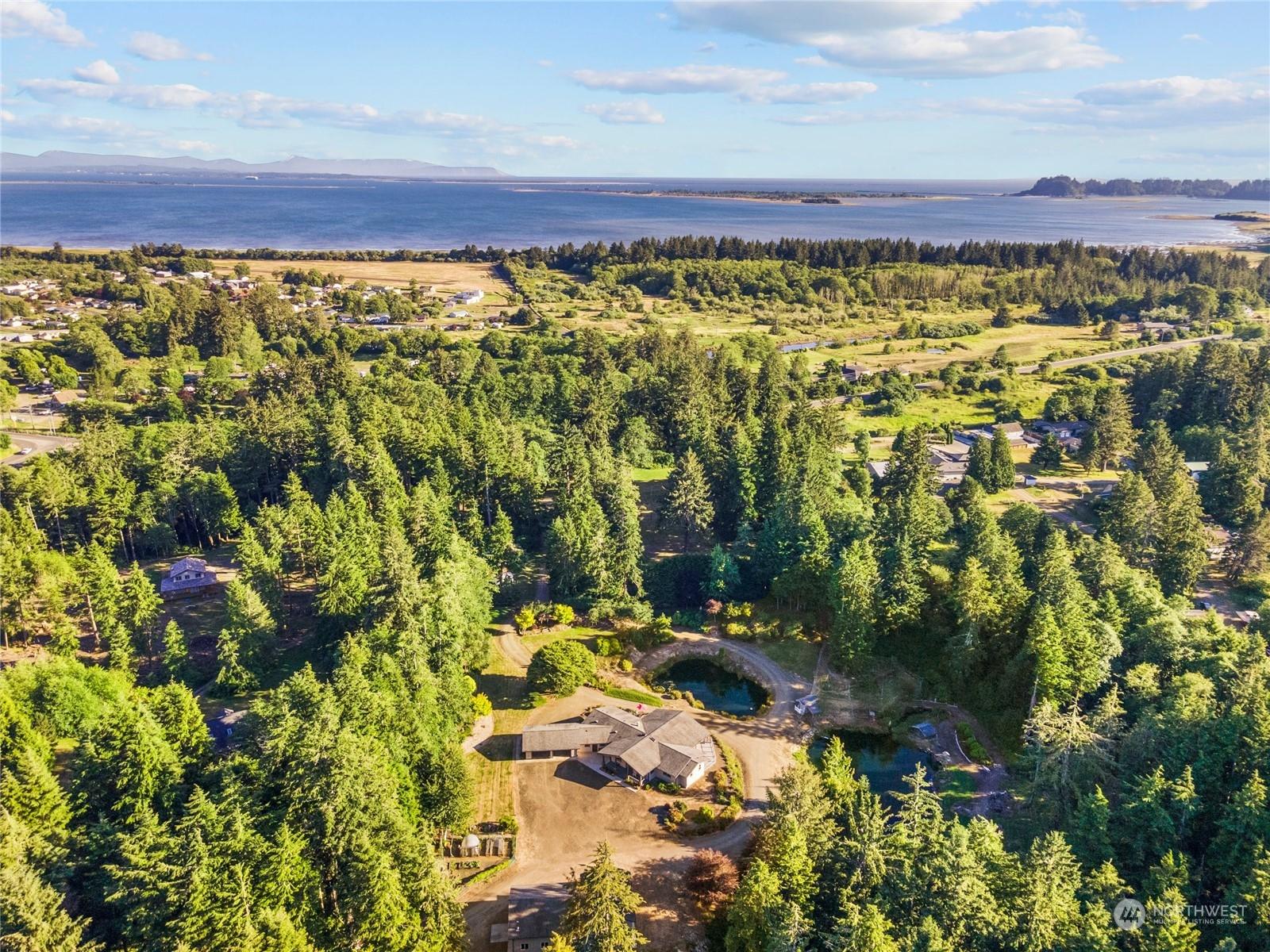LONG BEACH, Washington, 98624, United States, 3 Bedrooms Bedrooms, ,4 BathroomsBathrooms,Residential,For Sale,1827835