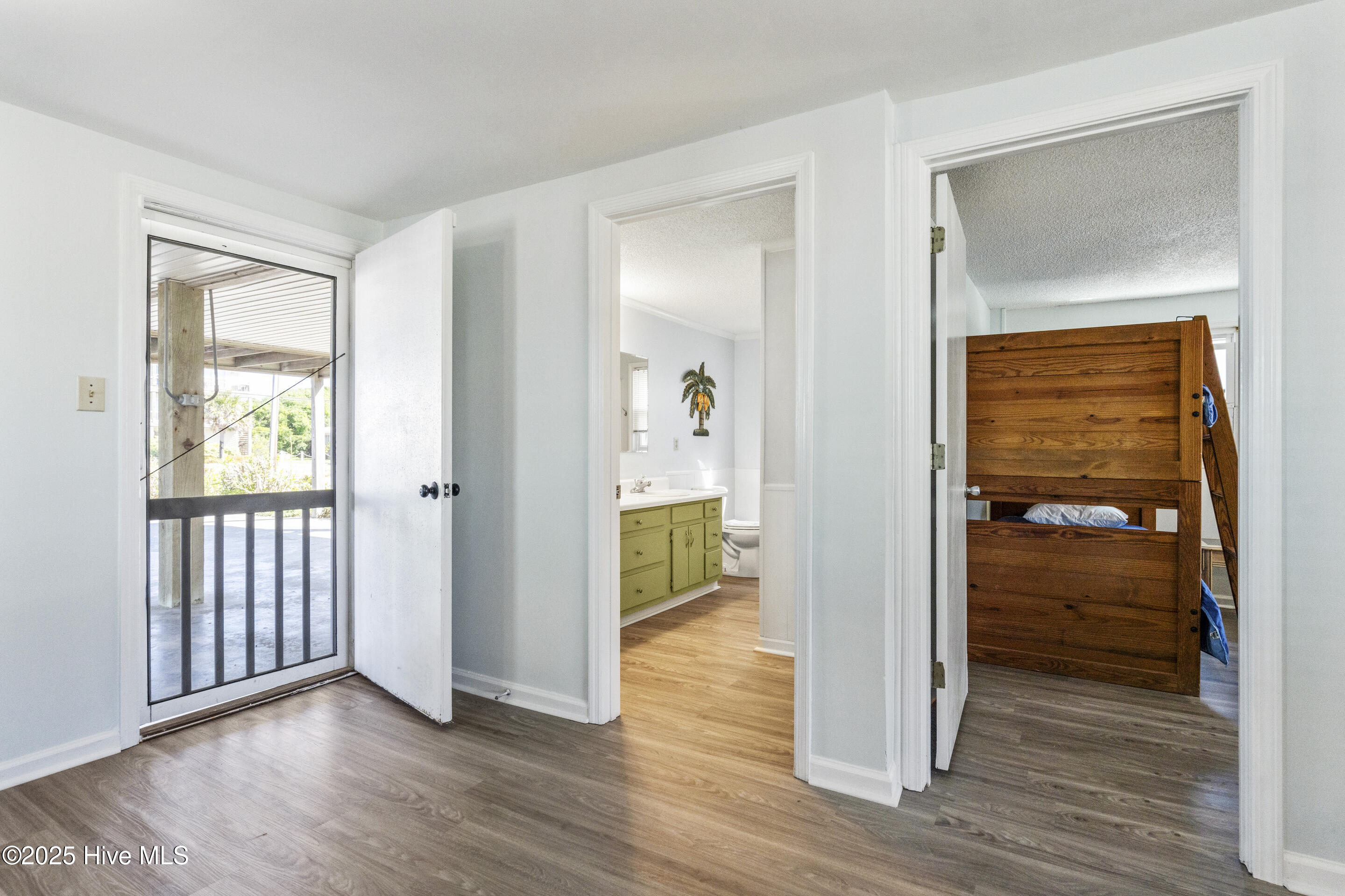 Surf City, North Carolina, 28445, United States, 3 Bedrooms Bedrooms, ,2 BathroomsBathrooms,Residential,For Sale,1794333