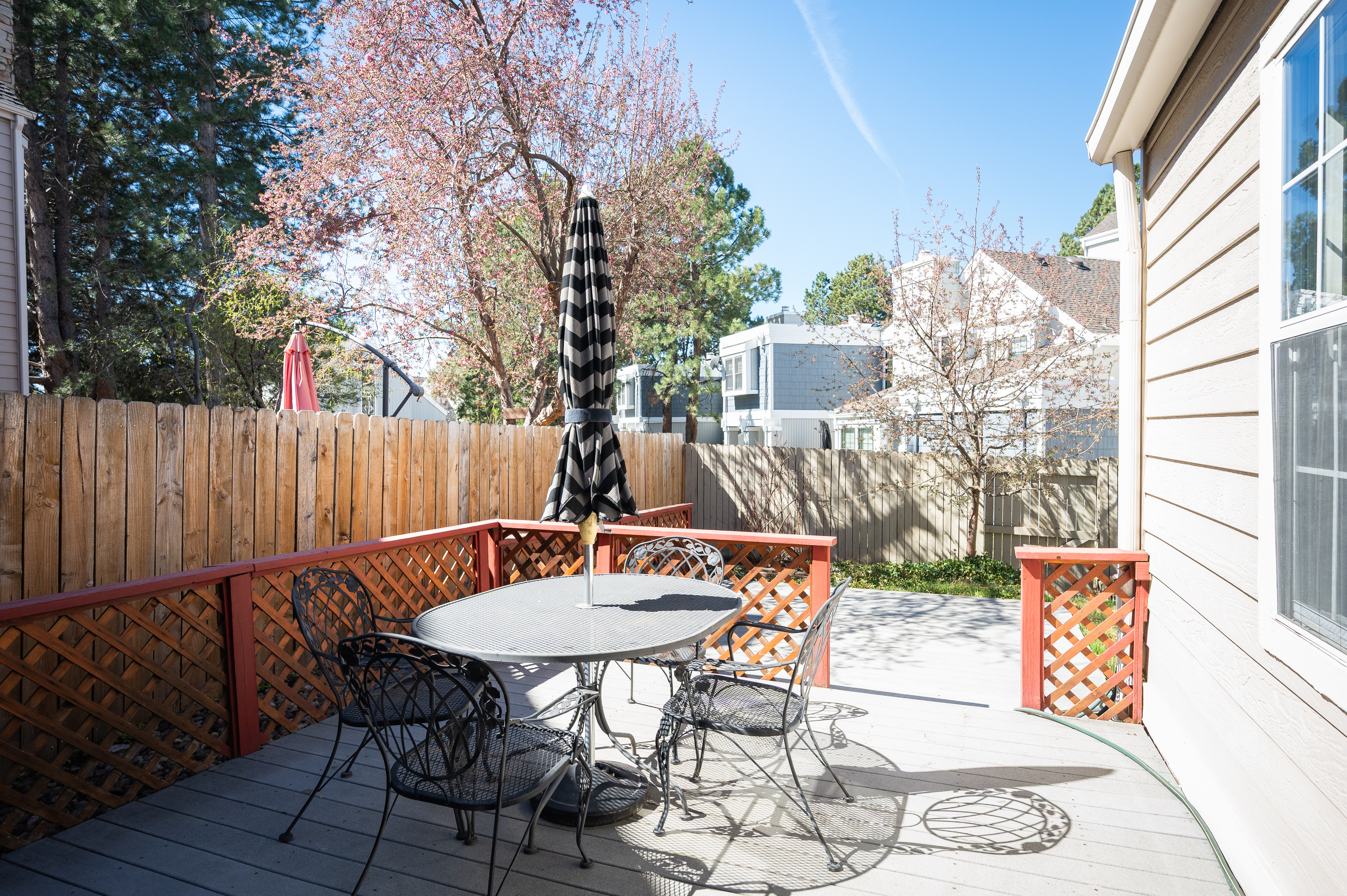  Light And Bright, Lovely Provence Townhome - 物件實景