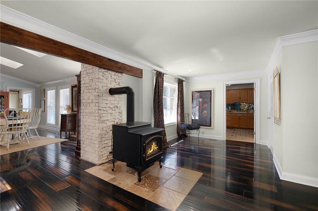 Calhoun, Georgia, 30701, United States, 3 Bedrooms Bedrooms, ,3 BathroomsBathrooms,Residential,For Sale,1980675