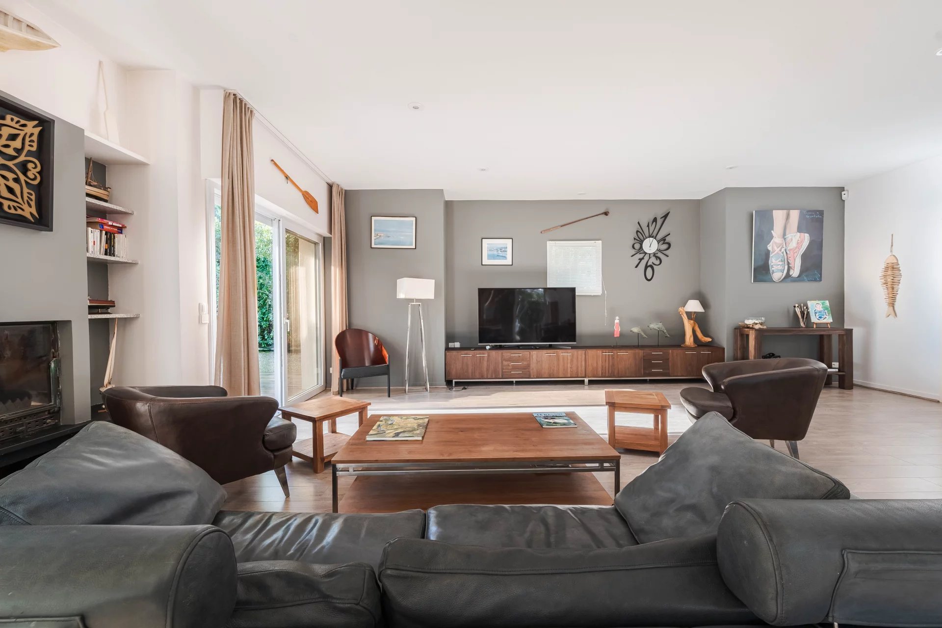 Lège-Cap-Ferret, New Aquitaine, 33950, FR, 4 Bedrooms Bedrooms, ,Residential,For Sale,2001613