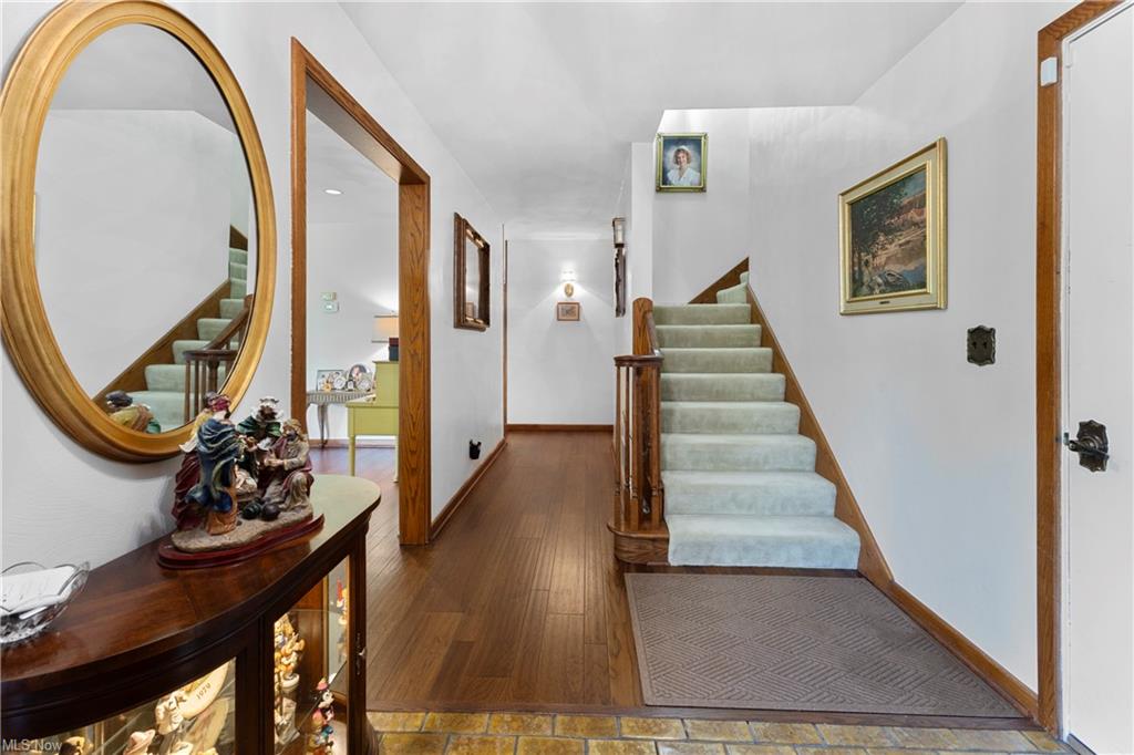 Chester, West Virginia, 26034, United States, 4 Bedrooms Bedrooms, ,3 BathroomsBathrooms,Residential,For Sale,1974553