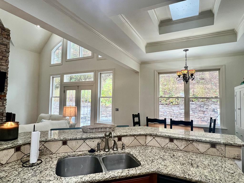 Rocky Face, Georgia, 30740, United States, 5 Bedrooms Bedrooms, ,5 BathroomsBathrooms,Residential,For Sale,1997507