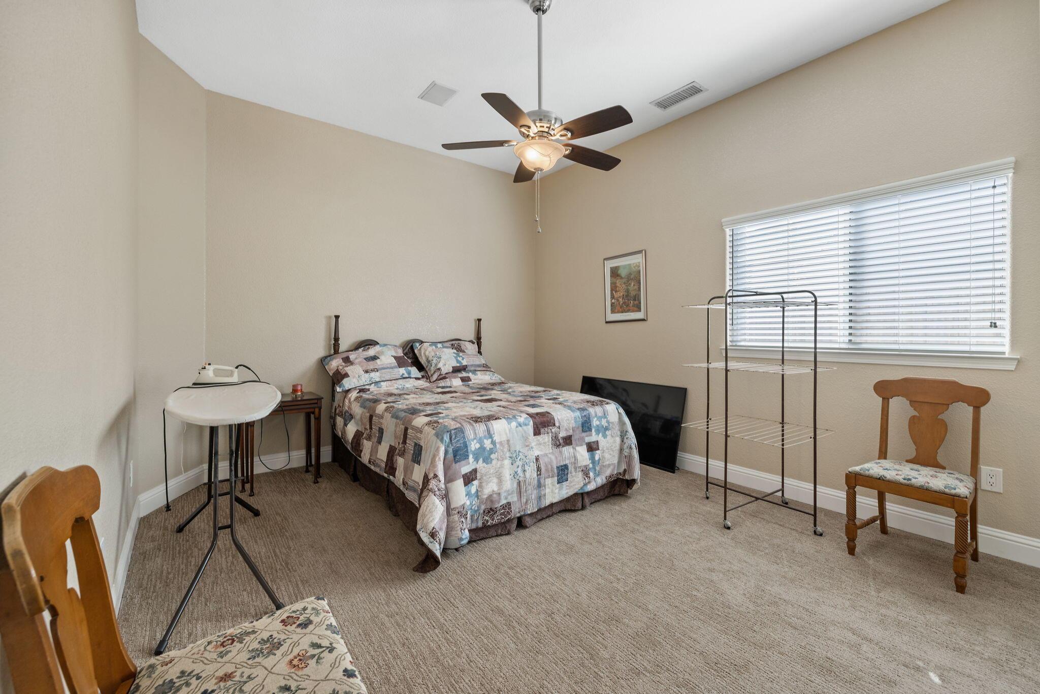 Visalia, California, 93292, United States, 4 Bedrooms Bedrooms, ,3 BathroomsBathrooms,Residential,For Sale,1977045