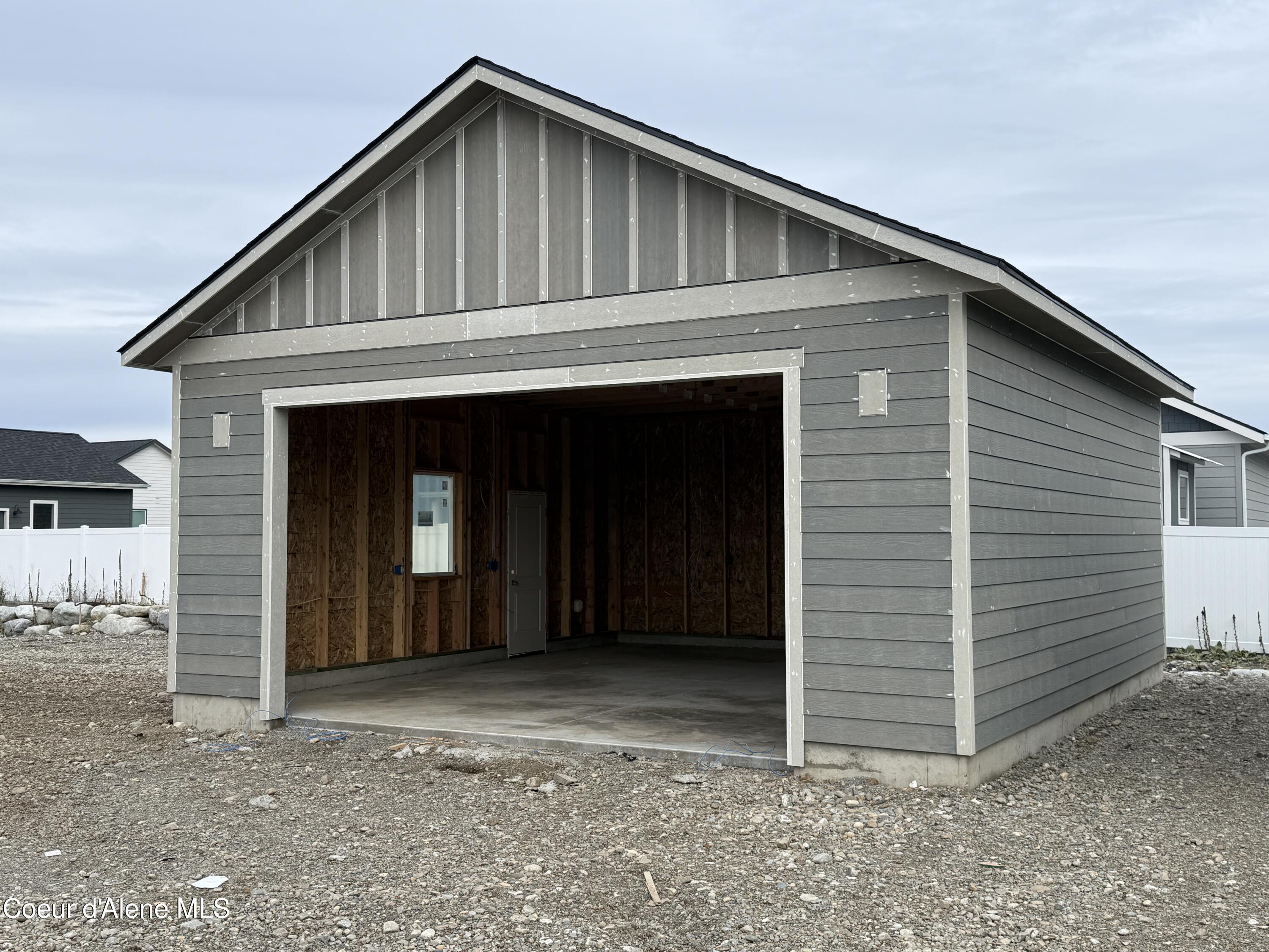 Post Falls, Idaho, 83854, United States, 4 Bedrooms Bedrooms, ,3 BathroomsBathrooms,Residential,For Sale,1973812