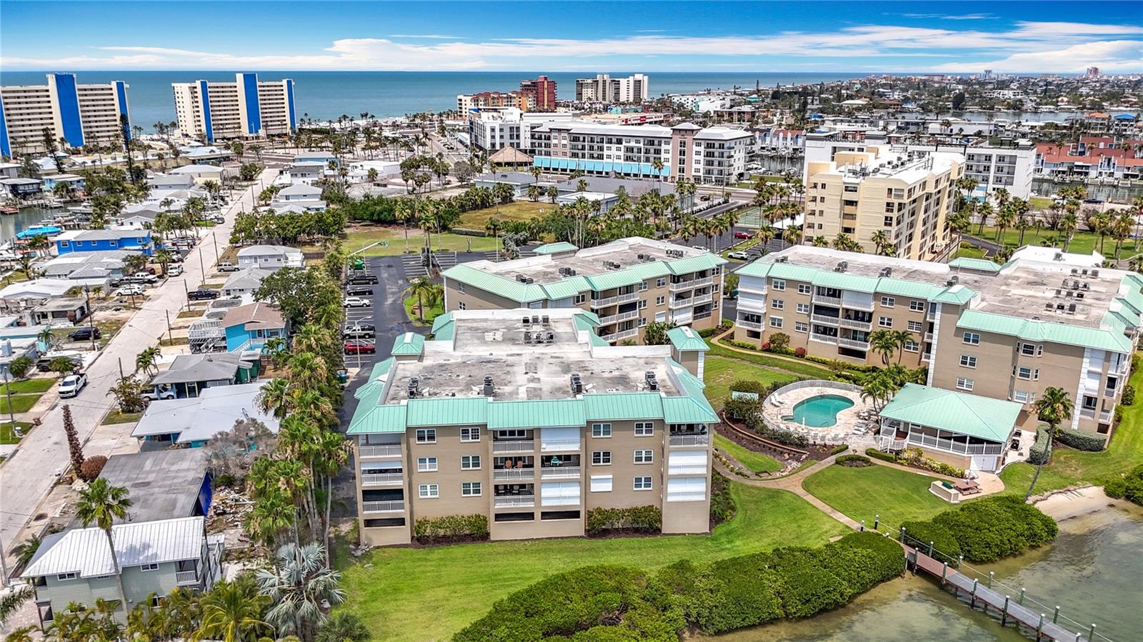 Madeira Beach, Florida, 33708, United States, 2 Bedrooms Bedrooms, ,2 BathroomsBathrooms,Residential,For Sale,1981210