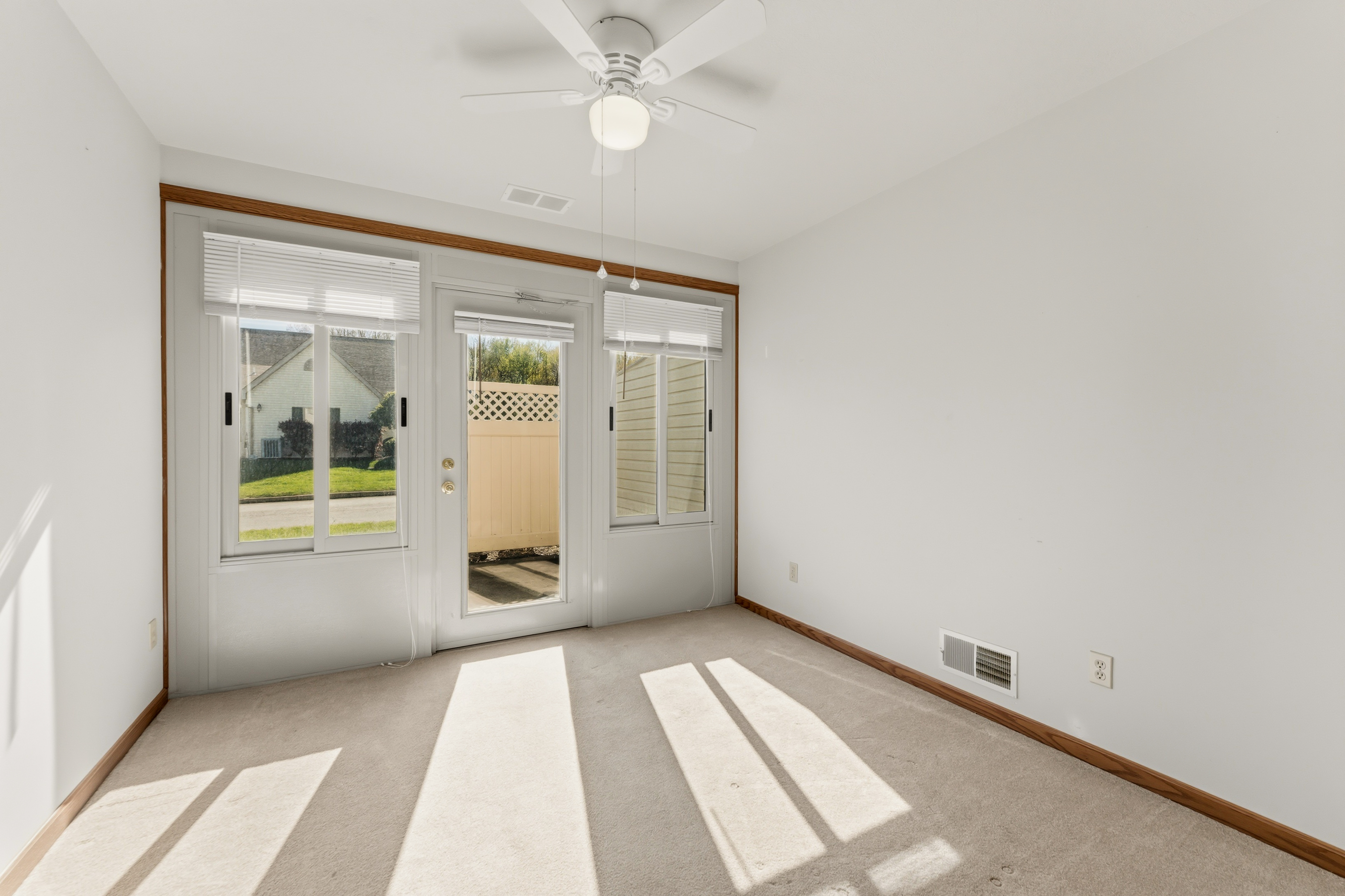  1097 Timberwood Drive, Beaver Falls, PA 15010 - 物件實景