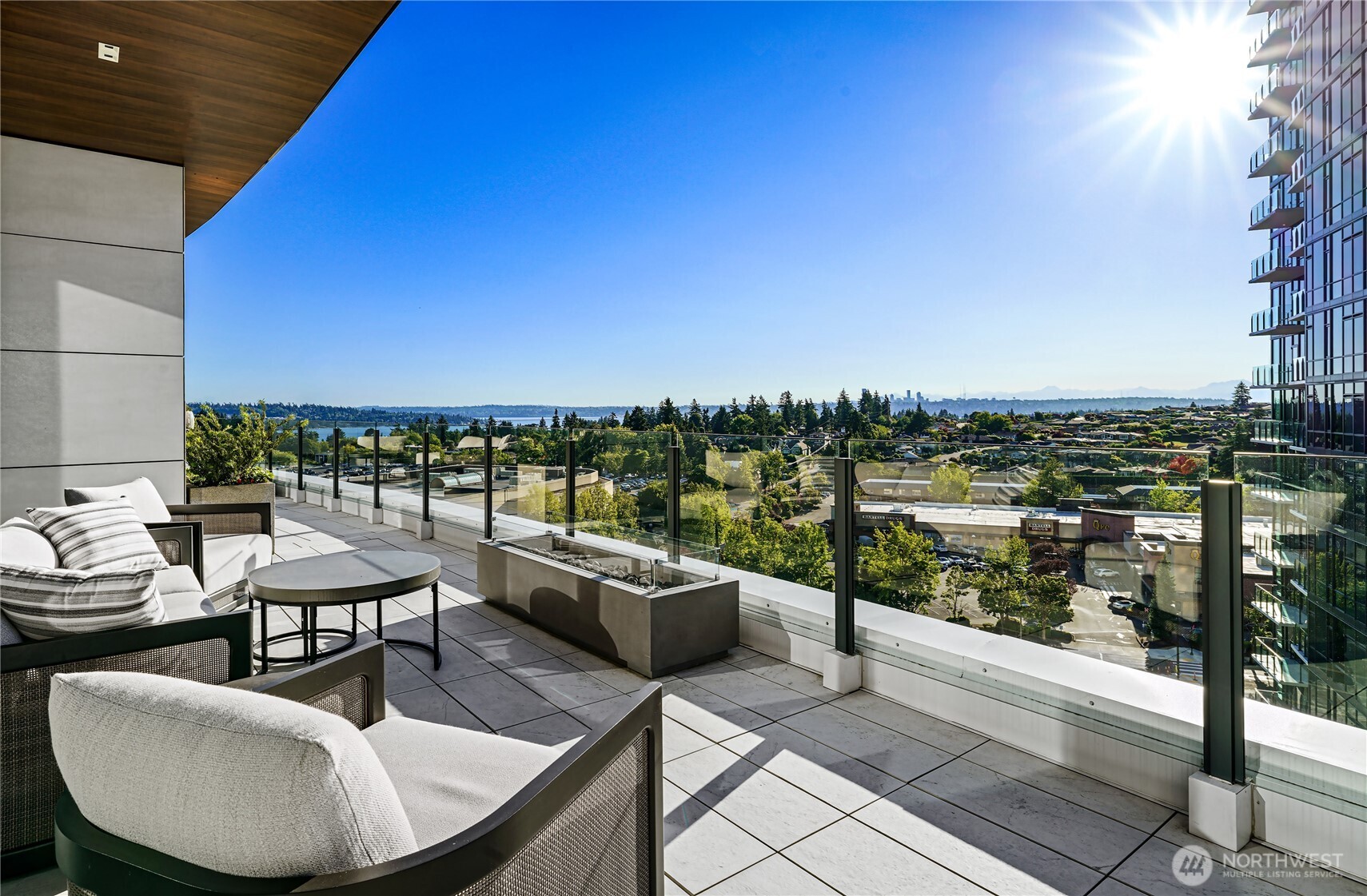 Bellevue, Washington, 98004, United States, 3 Bedrooms Bedrooms, ,3 BathroomsBathrooms,Residential,For Sale,1859717