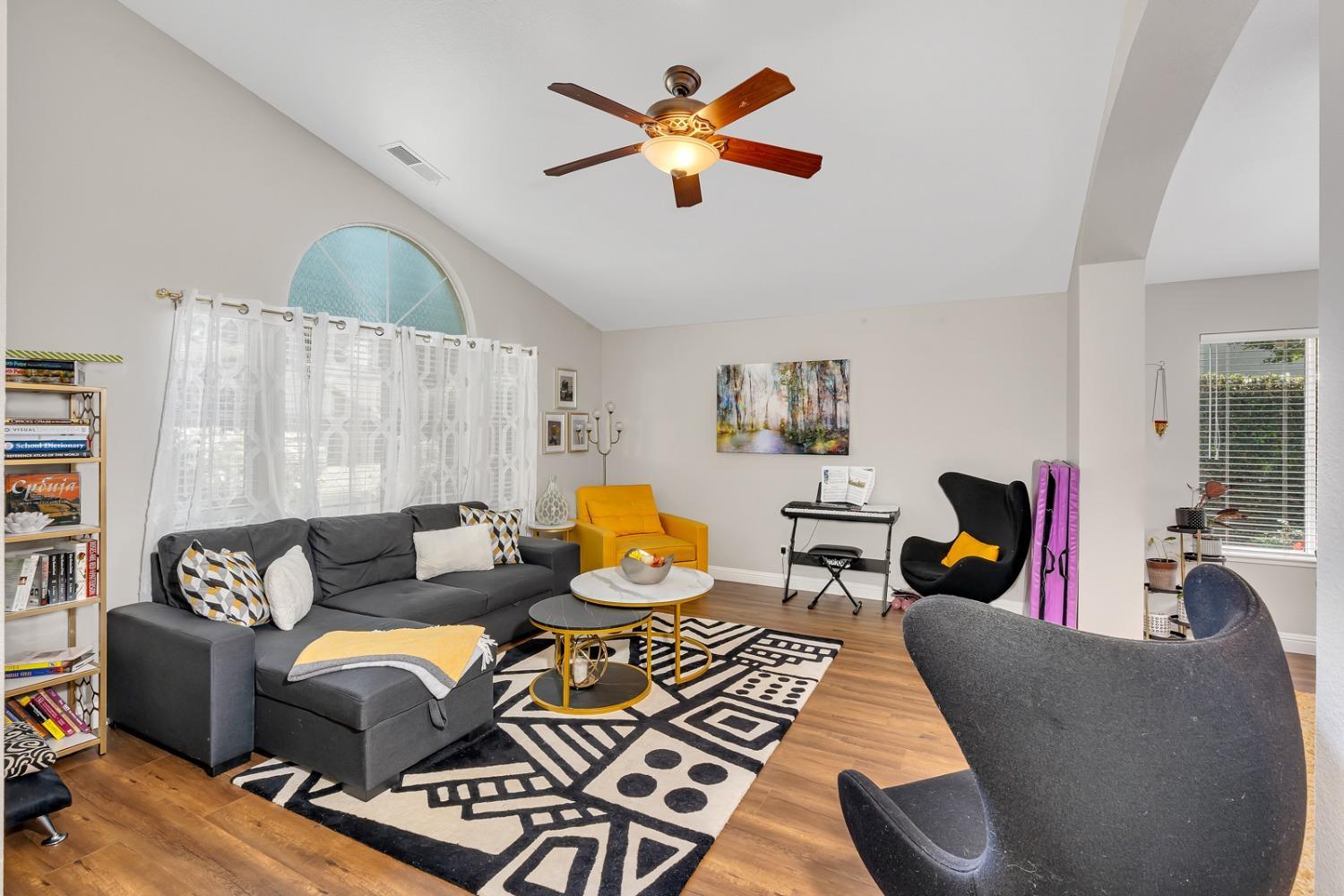 Madera, California, 93637, United States, 3 Bedrooms Bedrooms, ,3 BathroomsBathrooms,Residential,For Sale,1984601