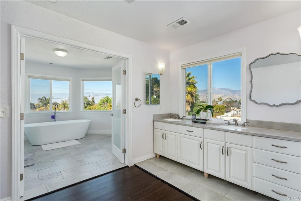 Redlands, California, 92373, United States, 4 Bedrooms Bedrooms, ,3 BathroomsBathrooms,Residential,For Sale,1824077