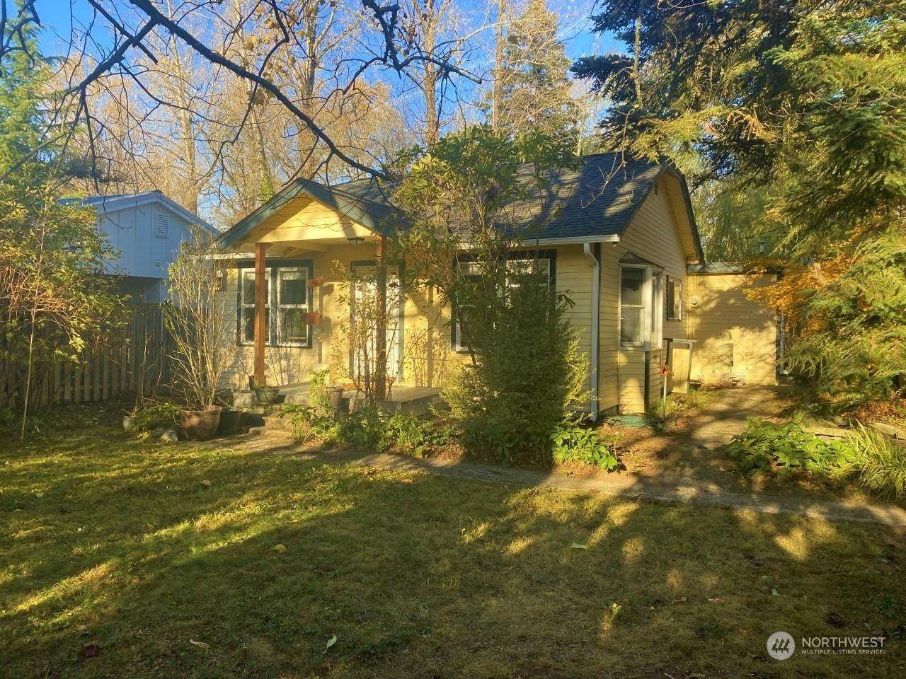 102 6TH STREET, NORTH BEND, Washington, 98045, United States, 2 Bedrooms Bedrooms, ,1 BathroomBathrooms,Residential,For Sale,102 6TH STREET,1434277