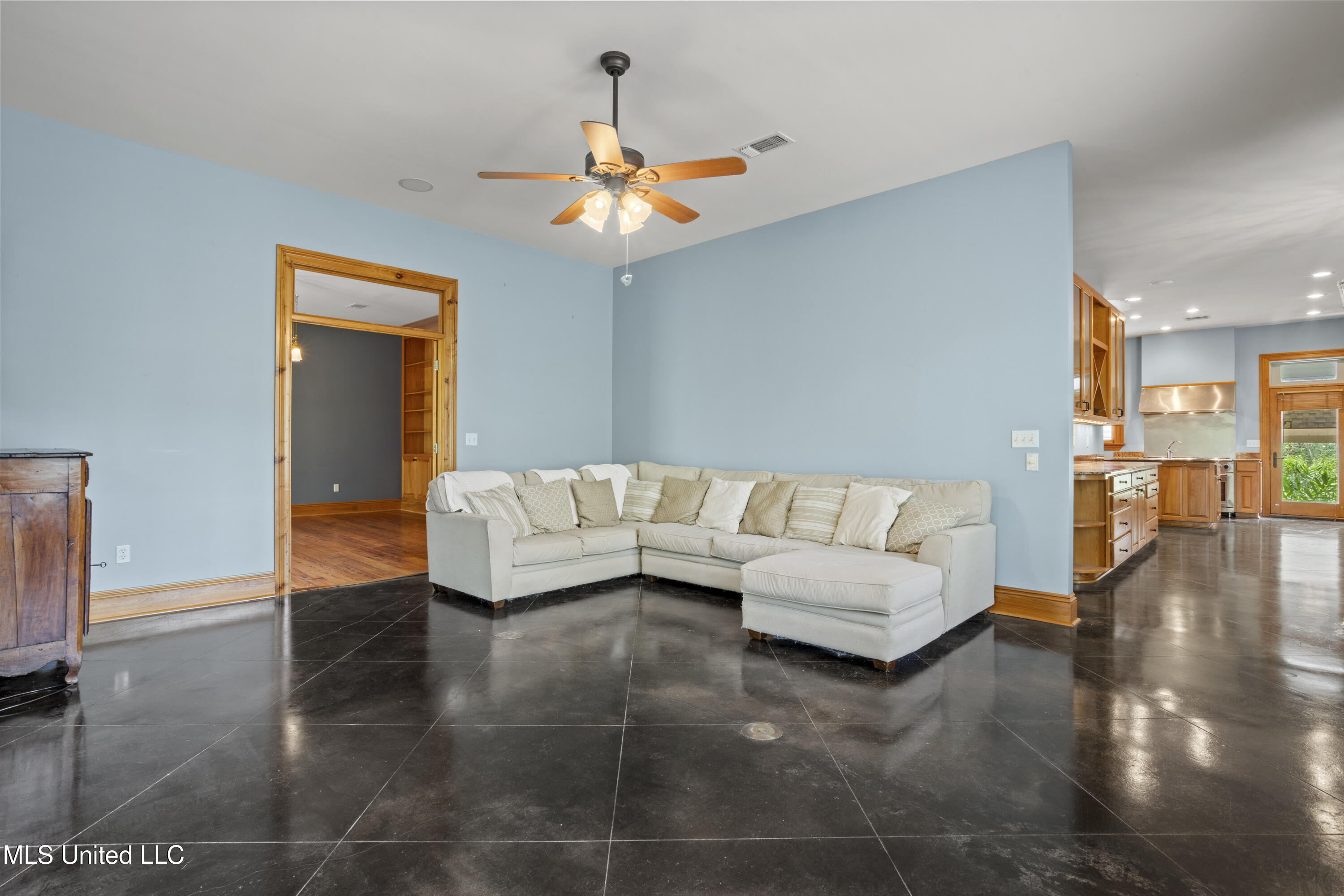 Pass Christian, Mississippi, 39571, United States, 4 Bedrooms Bedrooms, ,3 BathroomsBathrooms,Residential,For Sale,1903520