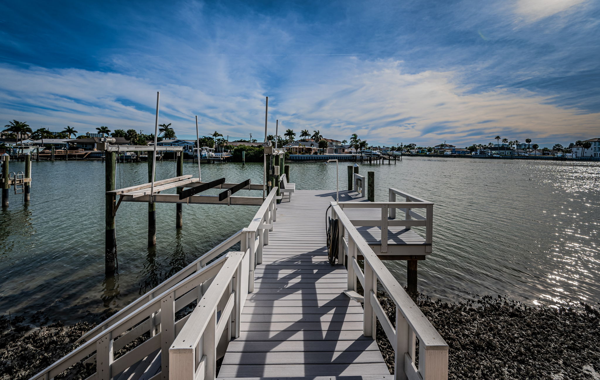 St Petersburg, Florida, 33707, United States, 4 Bedrooms Bedrooms, ,3 BathroomsBathrooms,Residential,For Sale,1992370