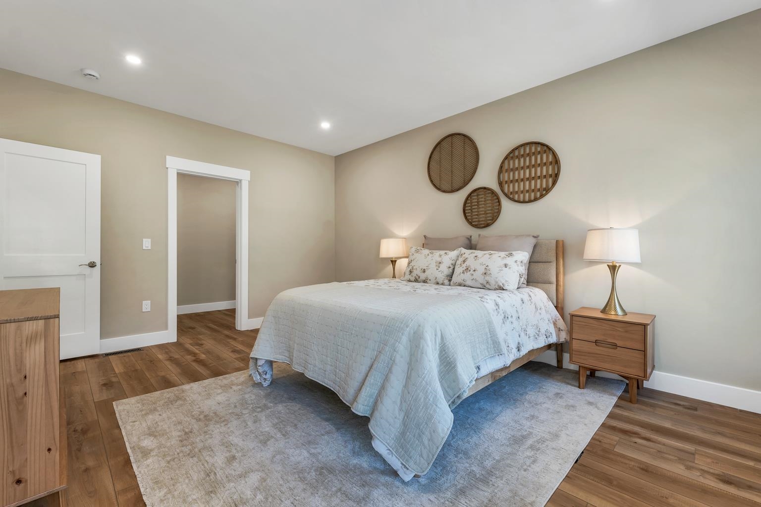 Laconia, New Hampshire, 03246, United States, 3 Bedrooms Bedrooms, ,3 BathroomsBathrooms,Residential,For Sale,1932606