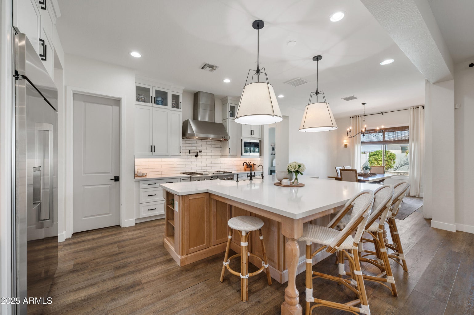 Mesa, Arizona, 85212, United States, 5 Bedrooms Bedrooms, ,5 BathroomsBathrooms,Residential,For Sale,1981050