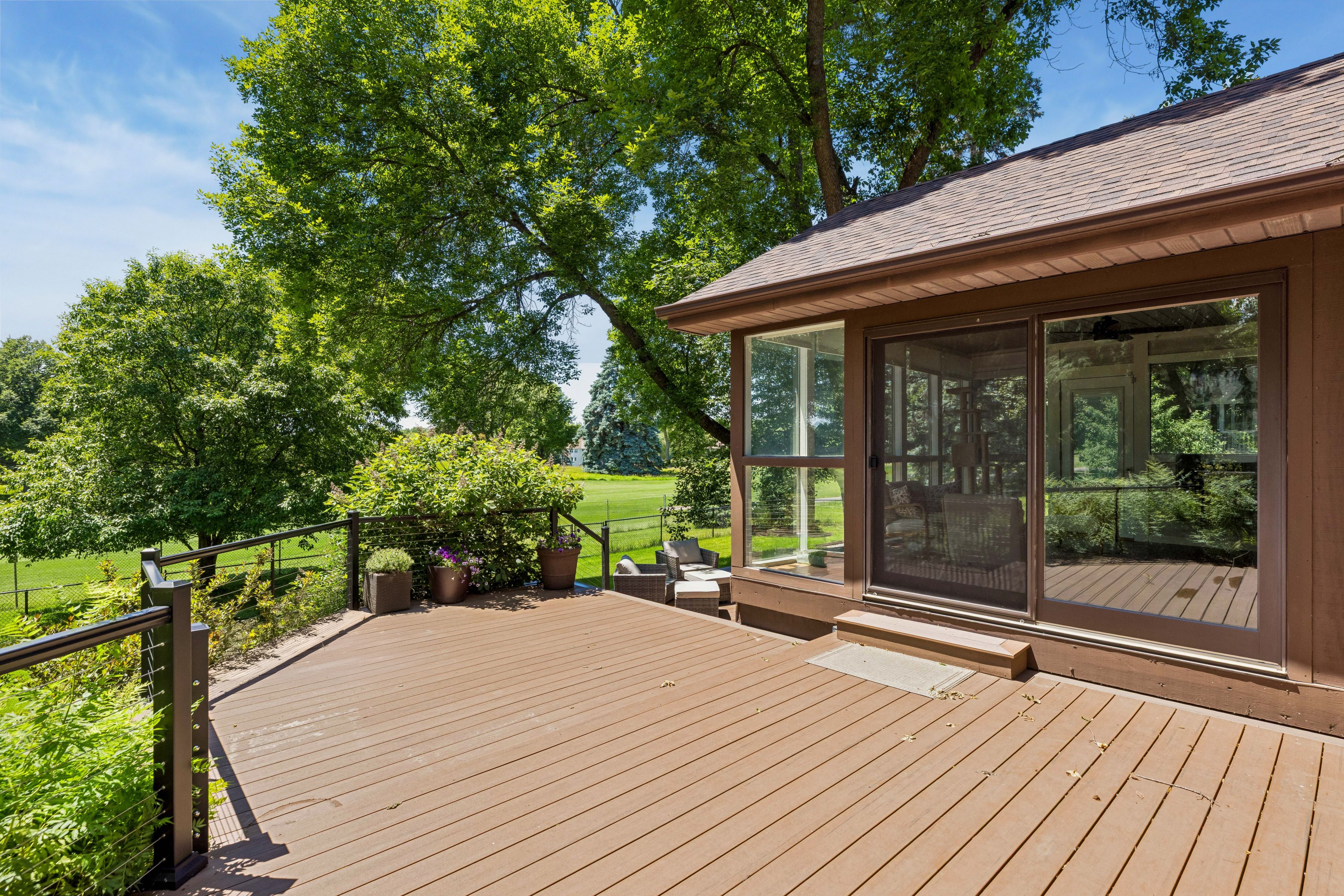  Beautifully Updated Home Overlooking Bent Creek Golf Course - 物件實景