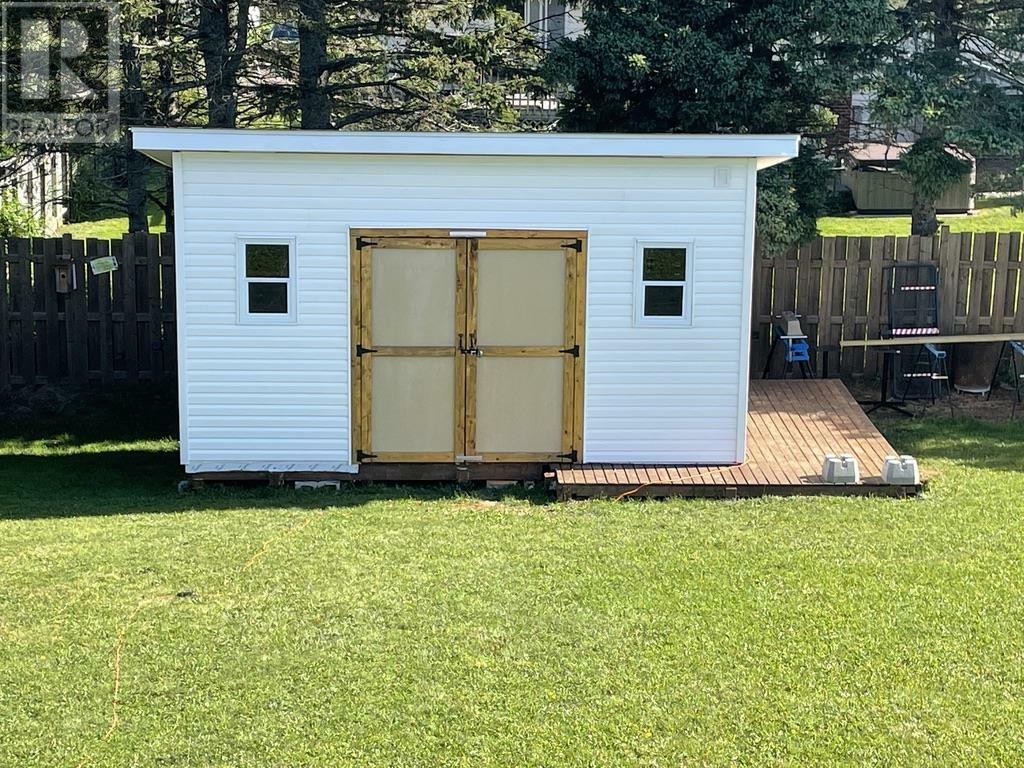 STRATFORD, Prince Edward Island, C1B 2H3, CA, 4 Bedrooms Bedrooms, ,2 BathroomsBathrooms,Residential,For Sale,1885637