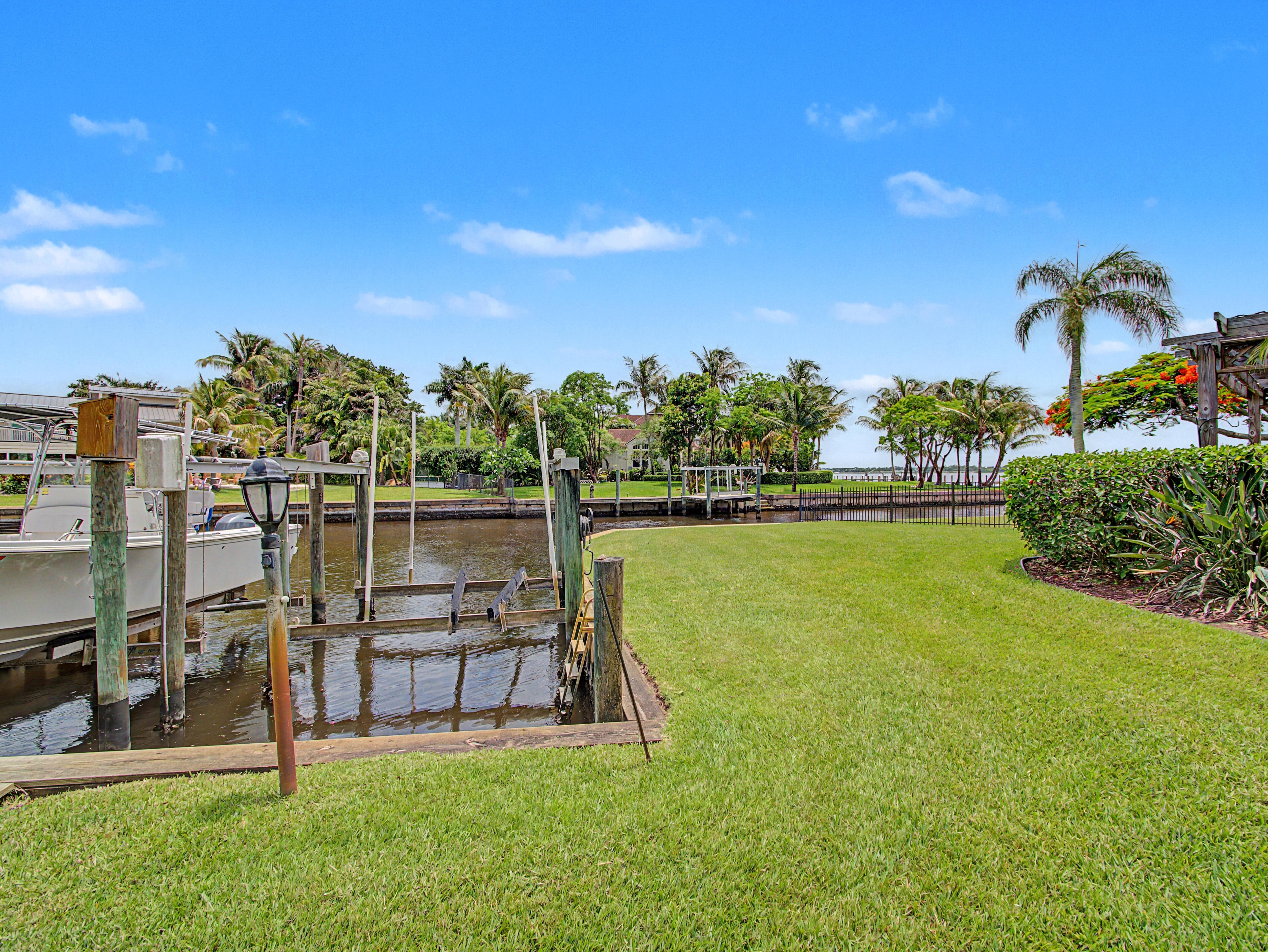  1910 NW Cove Circle, Stuart, FL, 34994 - 物件實景
