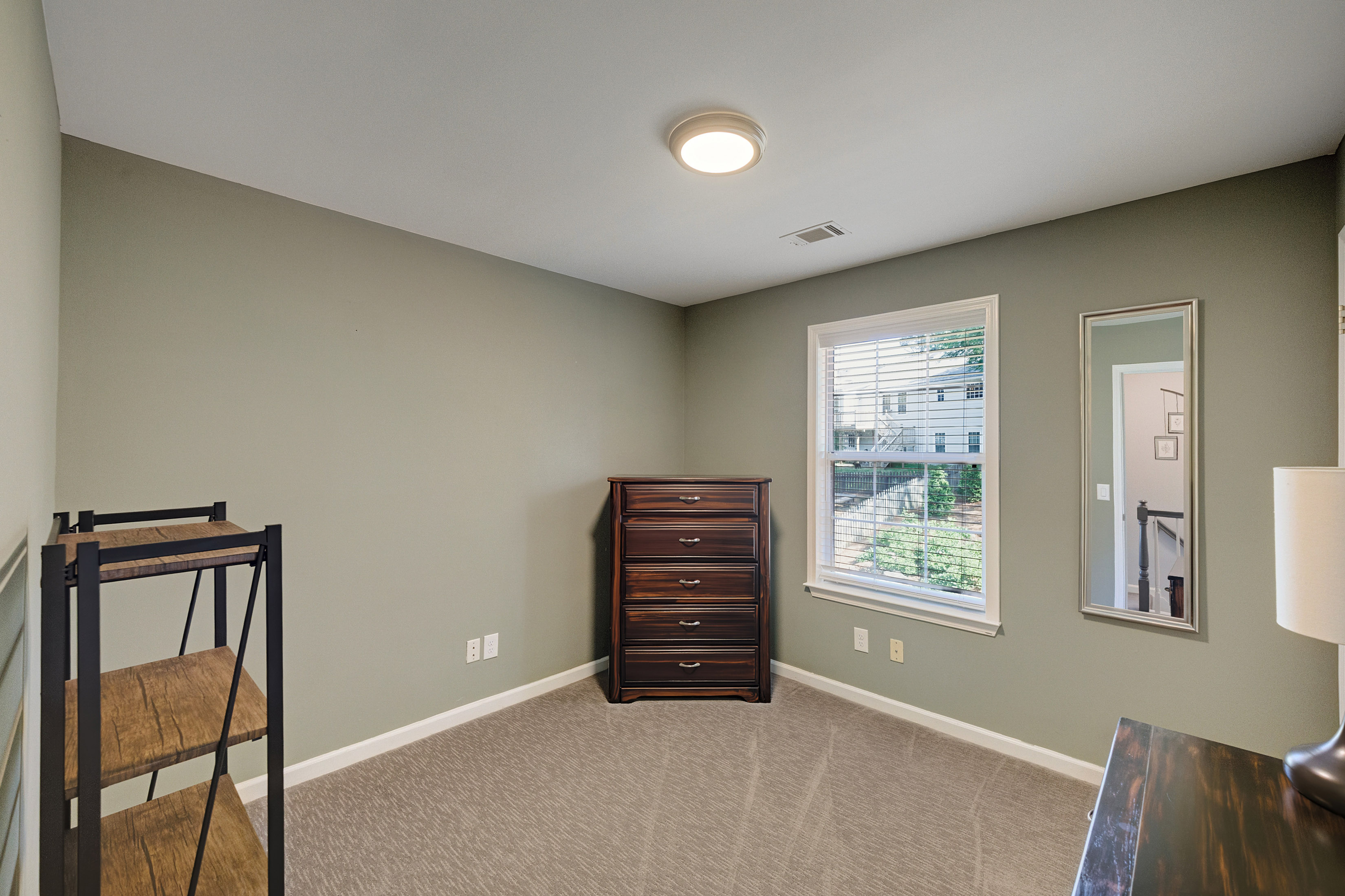  Beautifully Maintained Residence in Sought-After Berkshire - 物件實景
