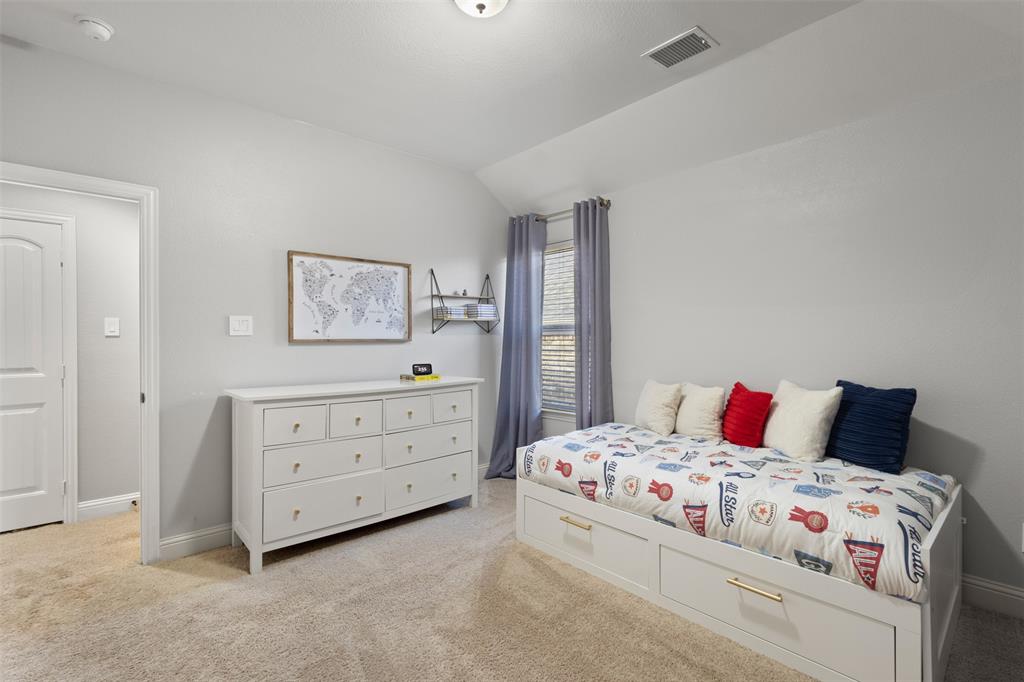 Lantana, Texas, 76226, United States, 4 Bedrooms Bedrooms, ,4 BathroomsBathrooms,Residential,For Sale,2010327