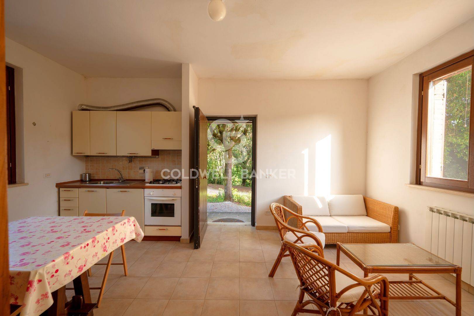 Perugia, Perugia, 06100, IT, 6 Bedrooms Bedrooms, ,3 BathroomsBathrooms,Residential,For Sale,1883691