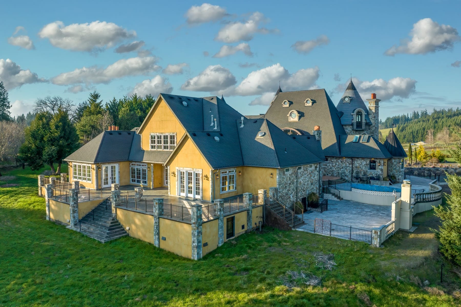  26480 SW WILKEN LN West Linn, OR 97068 - 物件實景