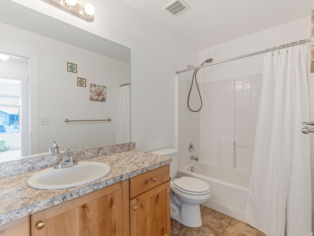 Grantsville, Utah, 84029, United States, 6 Bedrooms Bedrooms, ,3 BathroomsBathrooms,Residential,For Sale,2003482