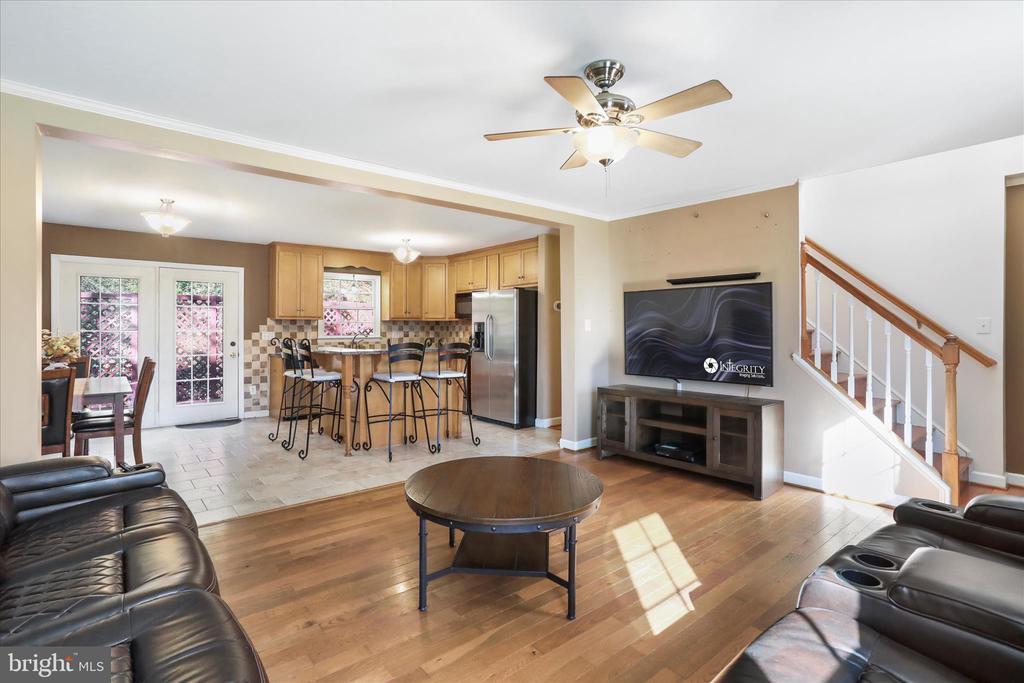 Front Royal, Virginia, 22630, United States, 4 Bedrooms Bedrooms, ,4 BathroomsBathrooms,Residential,For Sale,1994822