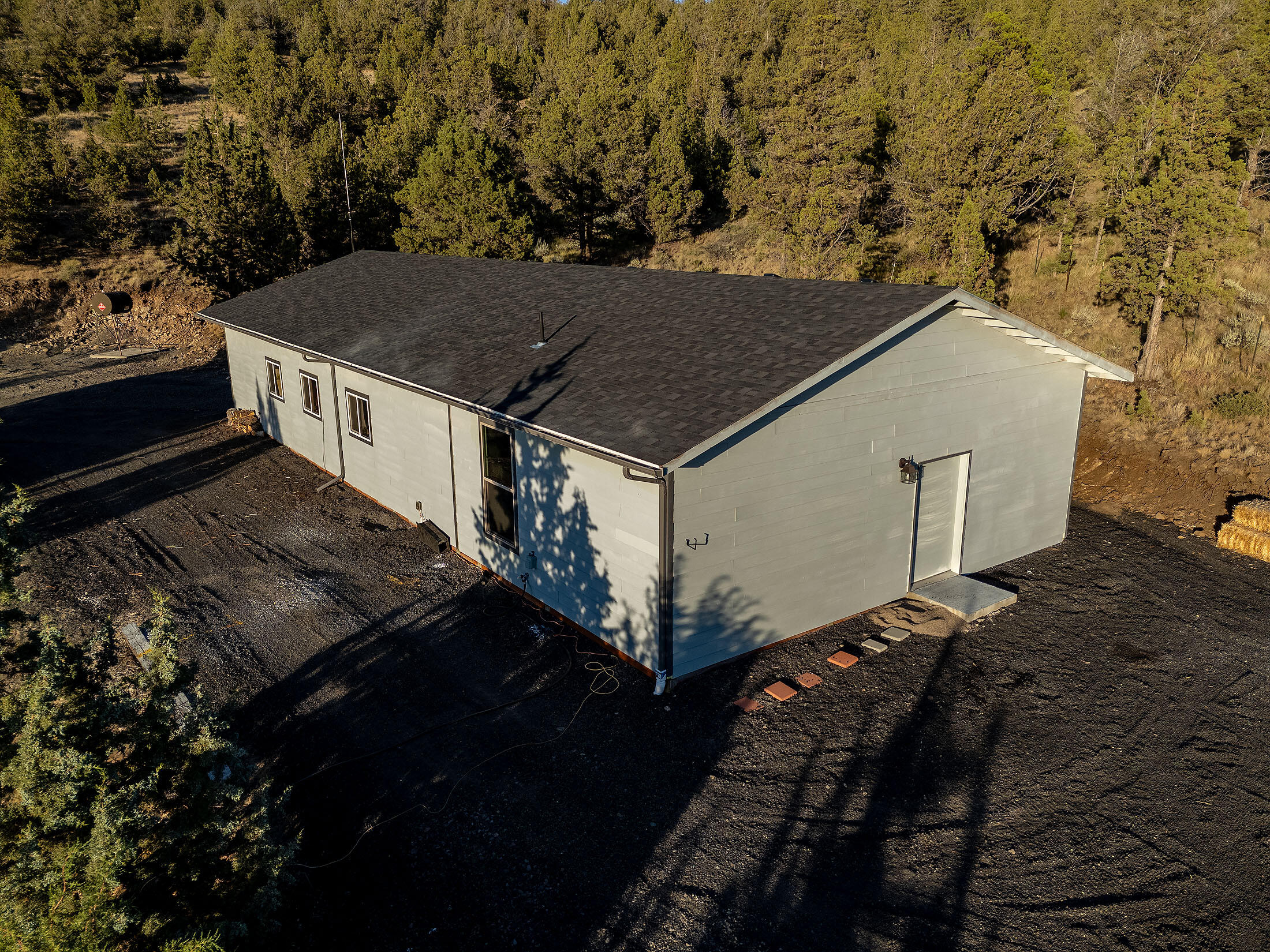 Prineville, Oregon, 97754, United States, 3 Bedrooms Bedrooms, ,2 BathroomsBathrooms,Residential,For Sale,1903608