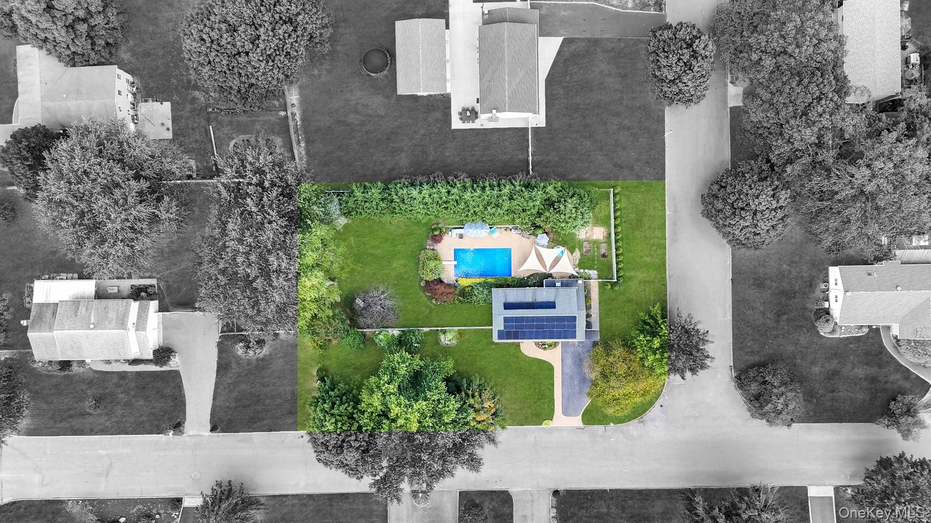 Port Jefferson Station, New York, 11776, United States, 4 Bedrooms Bedrooms, ,3 BathroomsBathrooms,Residential,For Sale,1941704