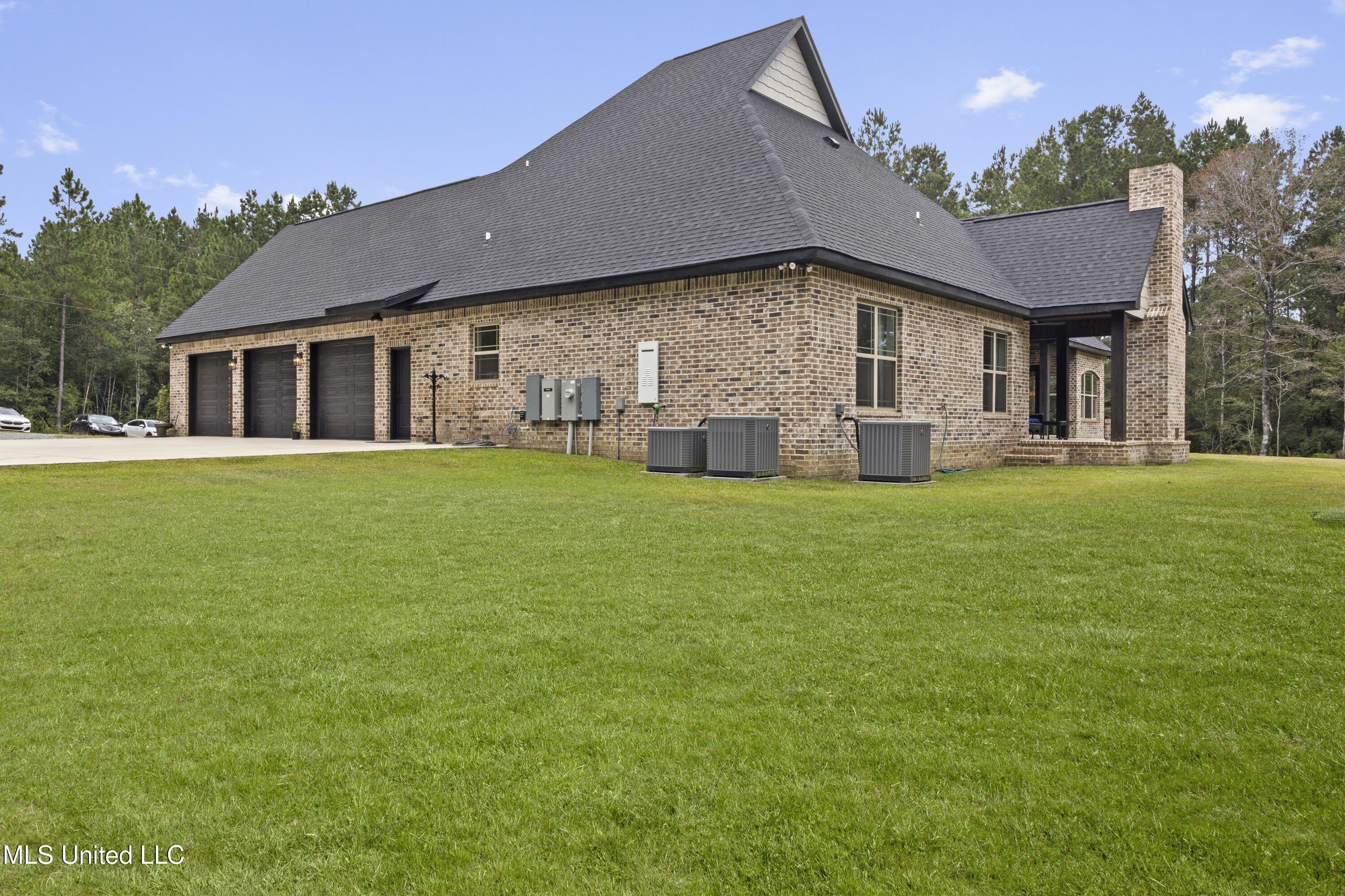 Gulfport, Mississippi, 39503, United States, 5 Bedrooms Bedrooms, ,5 BathroomsBathrooms,Residential,For Sale,1974357