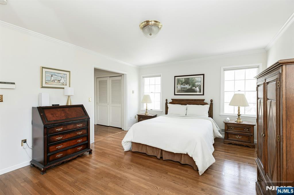 Berkeley Heights, New Jersey, 07922, United States, 6 Bedrooms Bedrooms, ,4 BathroomsBathrooms,Residential,For Sale,1838831