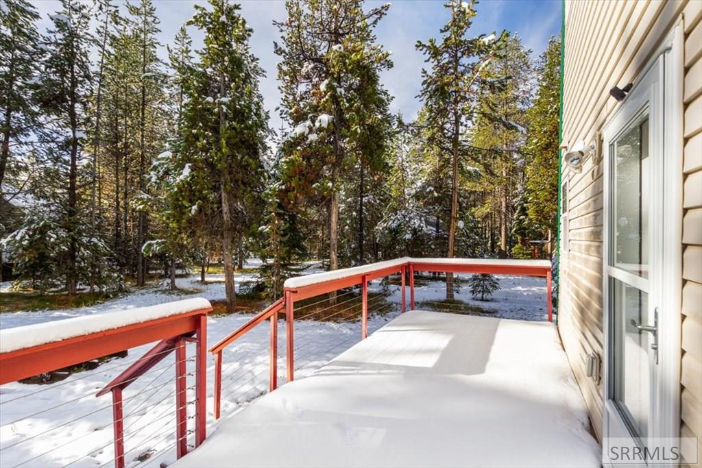 ISLAND PARK, Idaho, 83429, United States, 2 Bedrooms Bedrooms, ,2 BathroomsBathrooms,Residential,For Sale,1979028