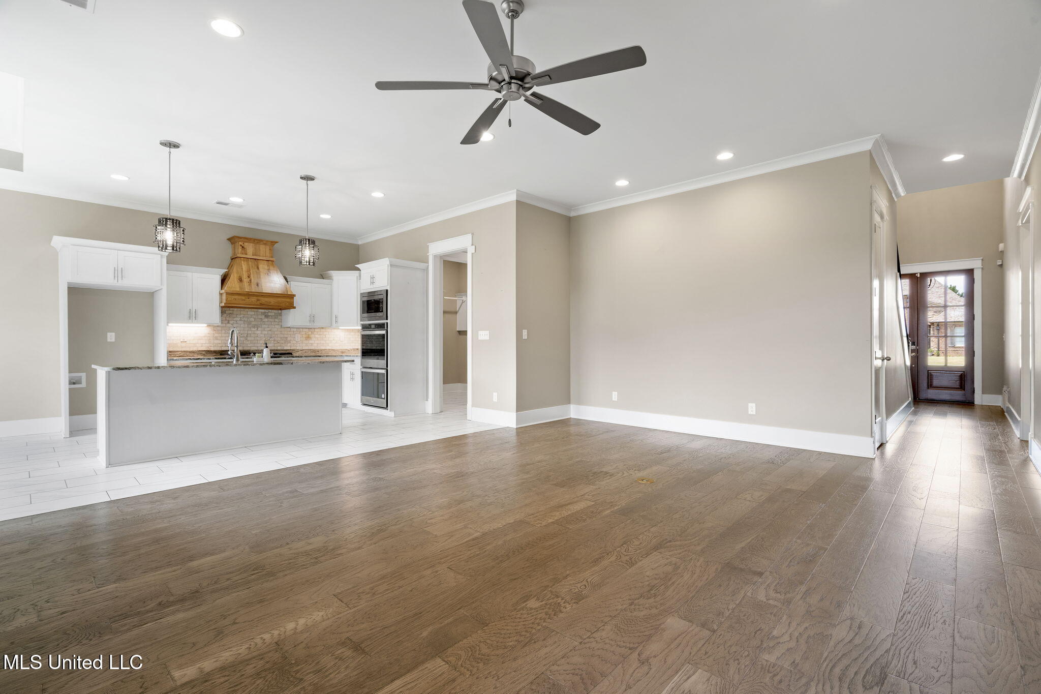 Olive Branch, Mississippi, 38654, United States, 5 Bedrooms Bedrooms, ,4 BathroomsBathrooms,Residential,For Sale,1906747
