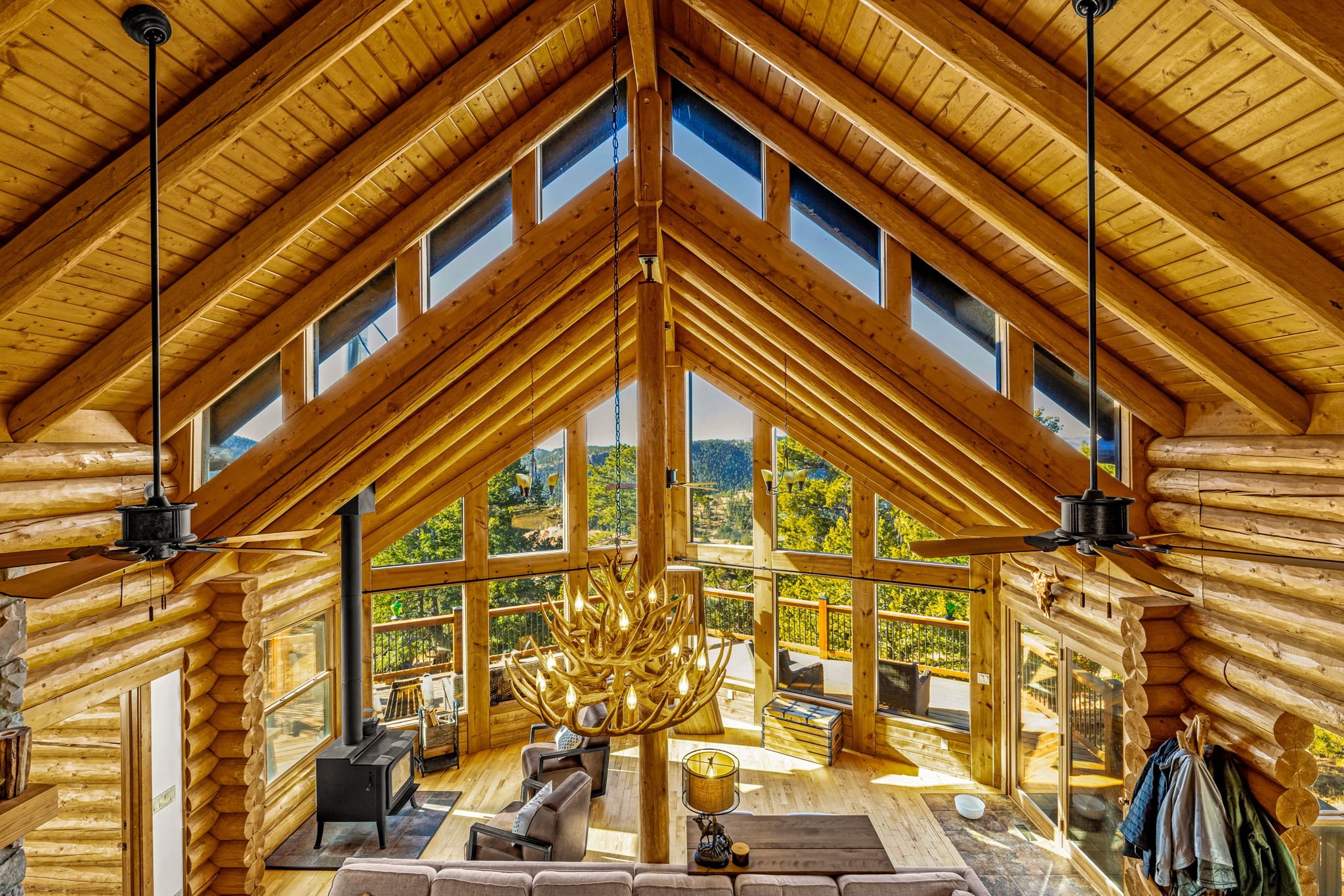 Cripple Creek, Colorado, 80813, United States, 3 Bedrooms Bedrooms, ,3 BathroomsBathrooms,Residential,For Sale,1997050