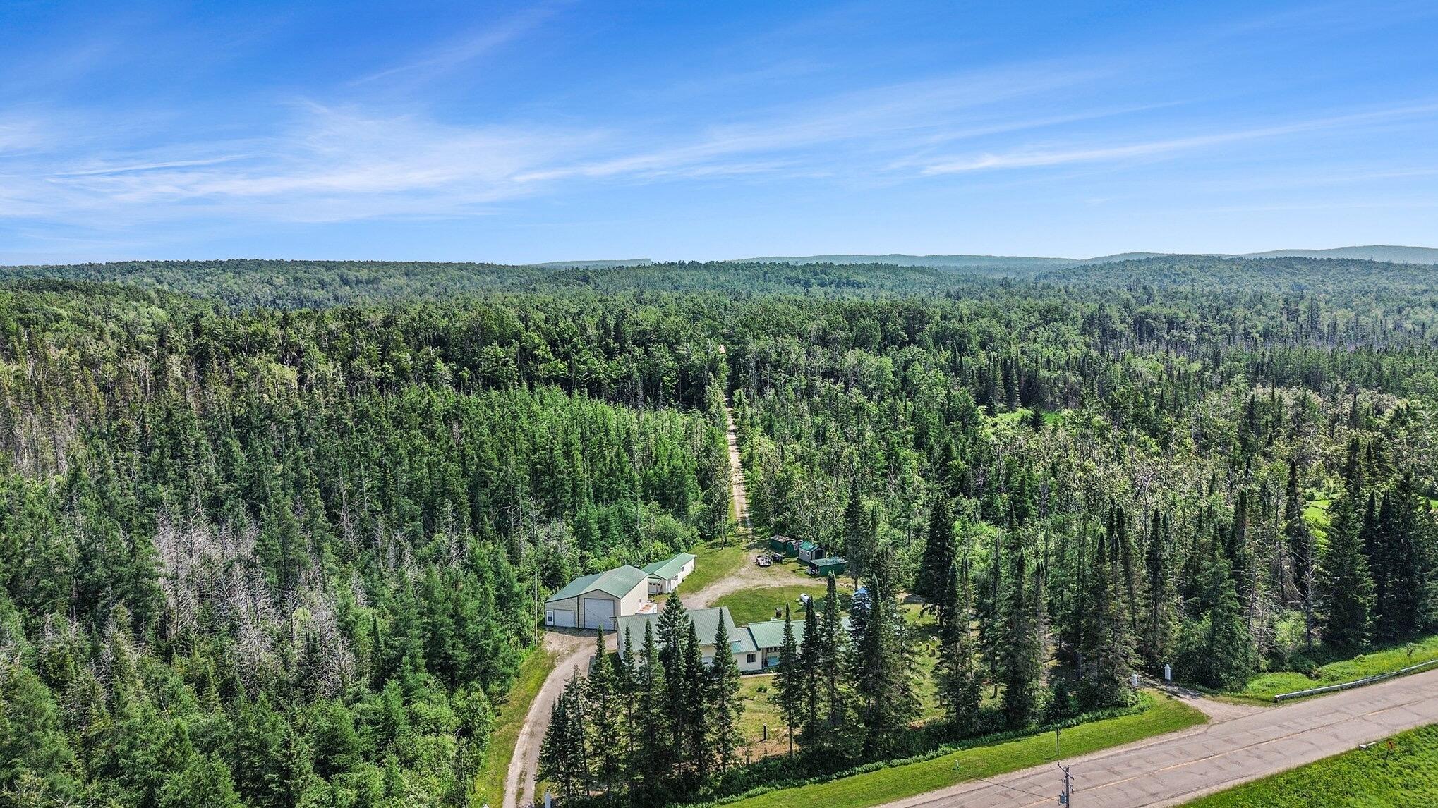 Wolverine, Michigan, 49799, United States, 2 Bedrooms Bedrooms, ,2 BathroomsBathrooms,Residential,For Sale,1885505