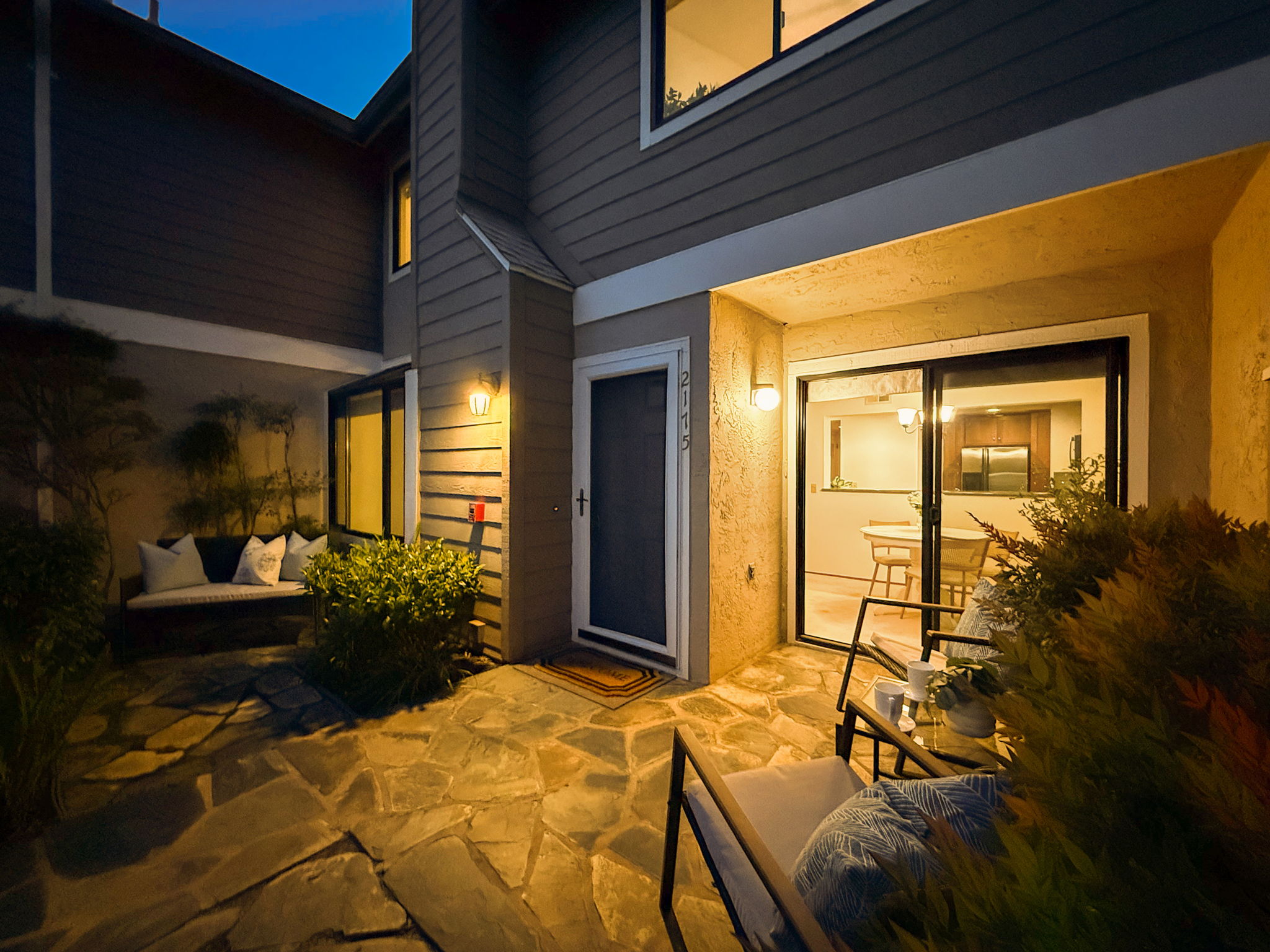  Waterfront Townhome-Style Condo - 物件實景