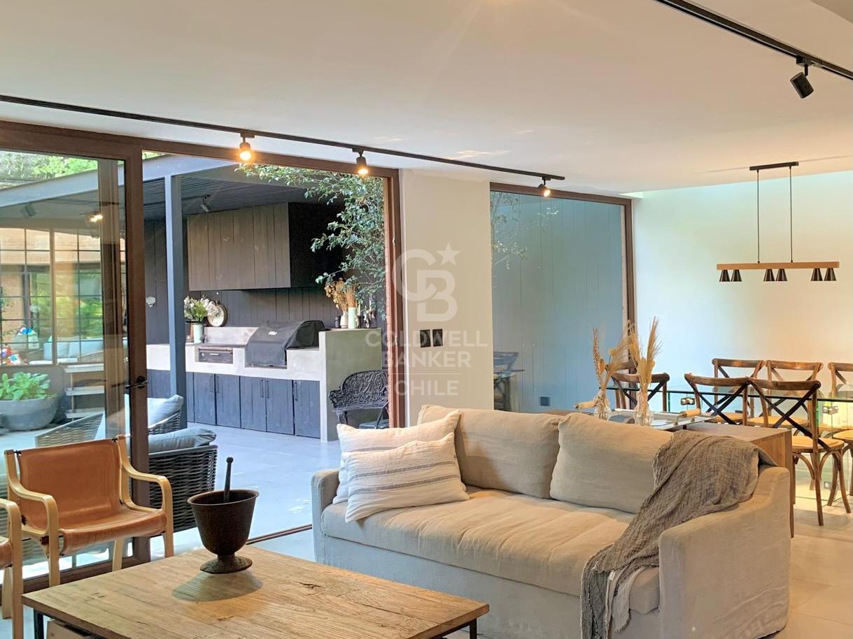 Lo Barnechea, Chile, 6 Bedrooms Bedrooms, ,5 BathroomsBathrooms,Residential,For Sale,1963848