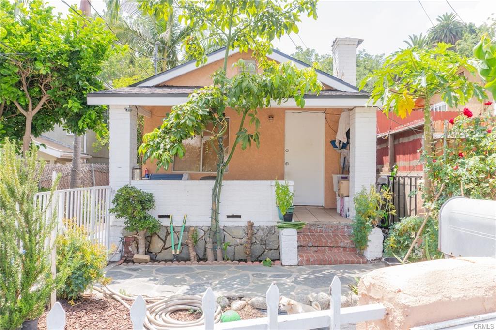 Los Angeles, California, 90032, United States, 3 Bedrooms Bedrooms, ,Residential,For Sale,1895183